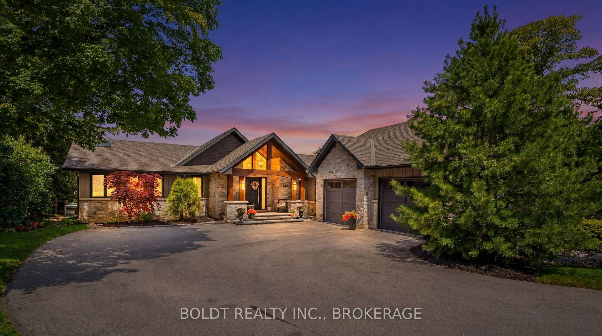 99 Donjon Boulevard, Norfolk, ON N0A 1N7