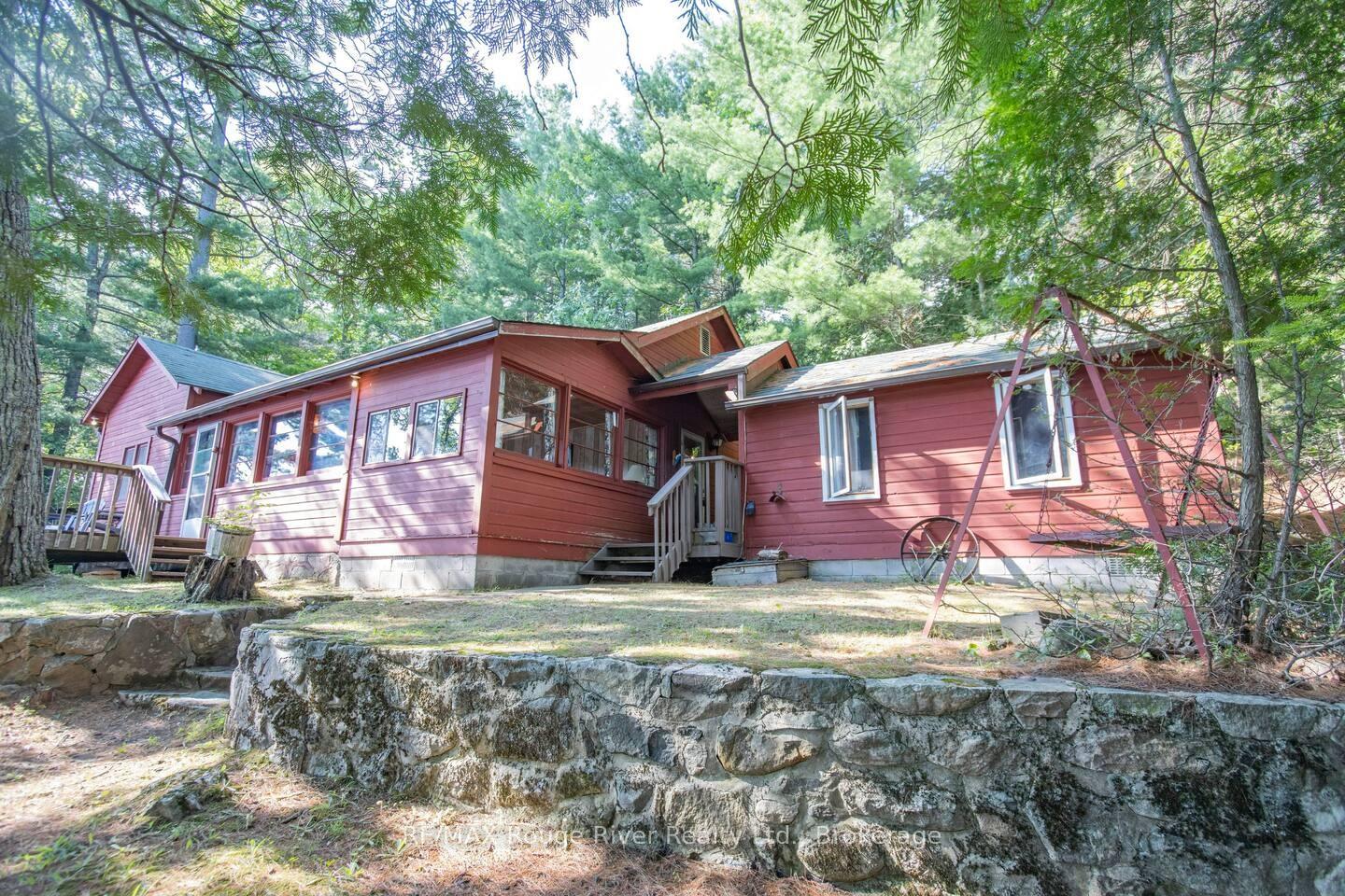 1246 Sugar Bush Lane, Minden Hills, ON K0M 2K0