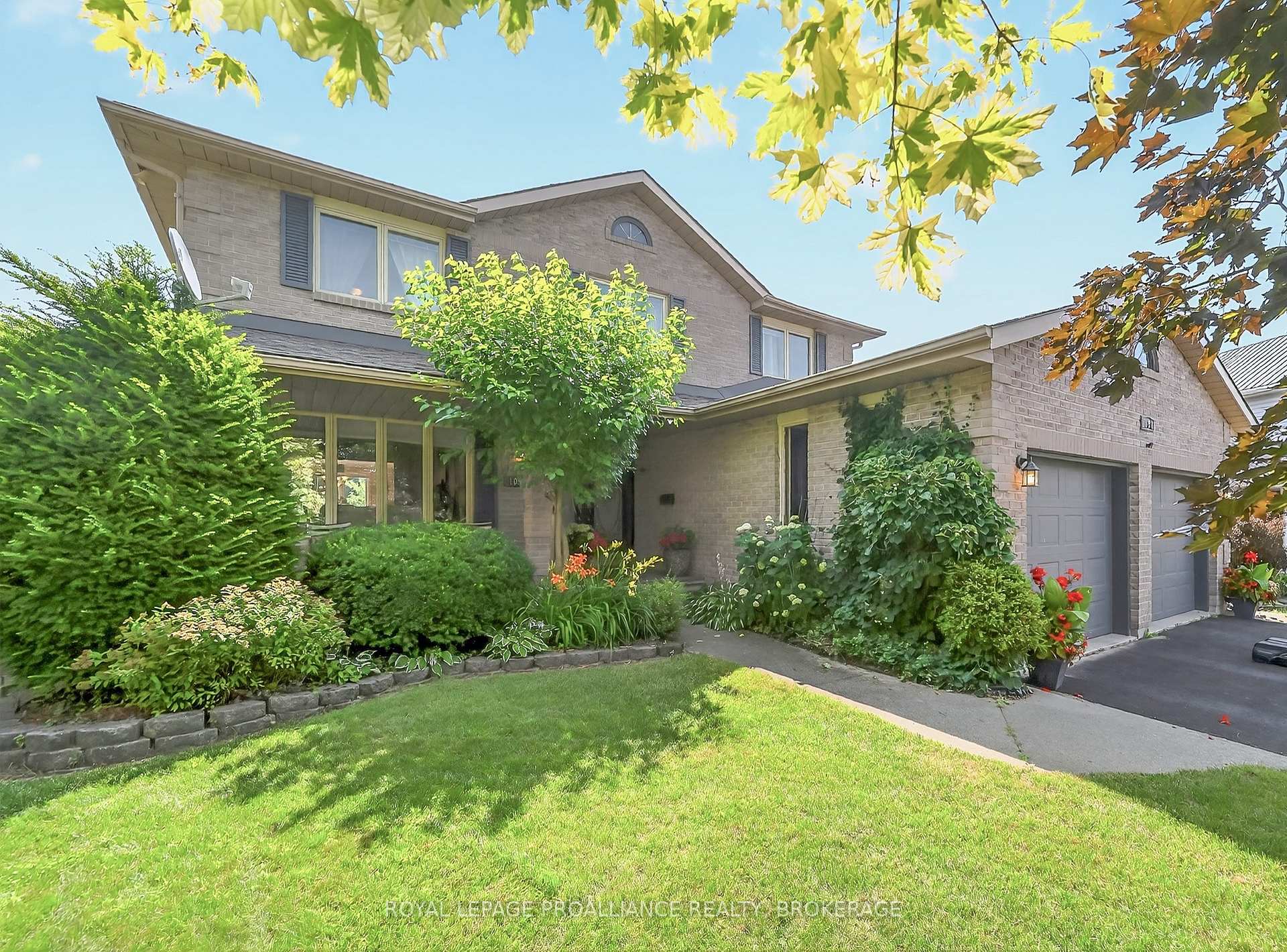 1098 Caitlin Crescent, Kingston, ON K7P 2S4