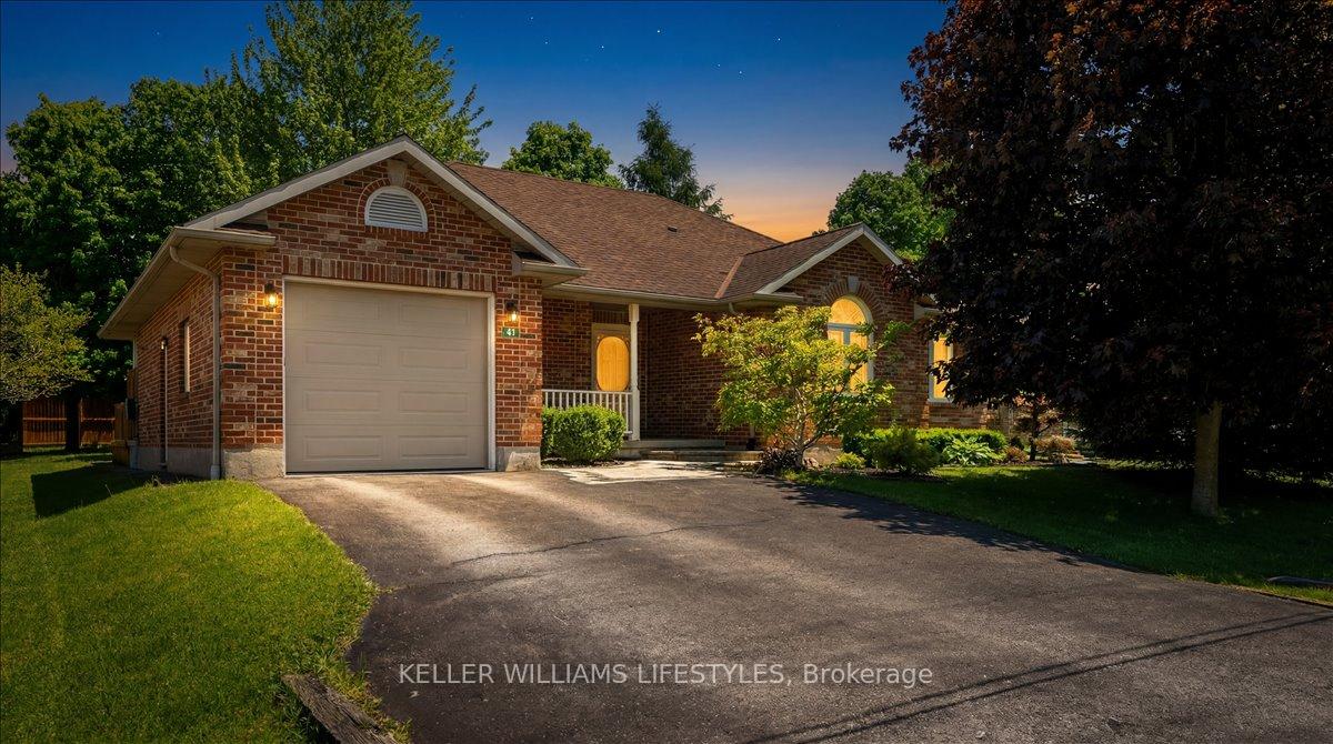 49 Ann Street, Lambton Shores, ON N0M 1B0