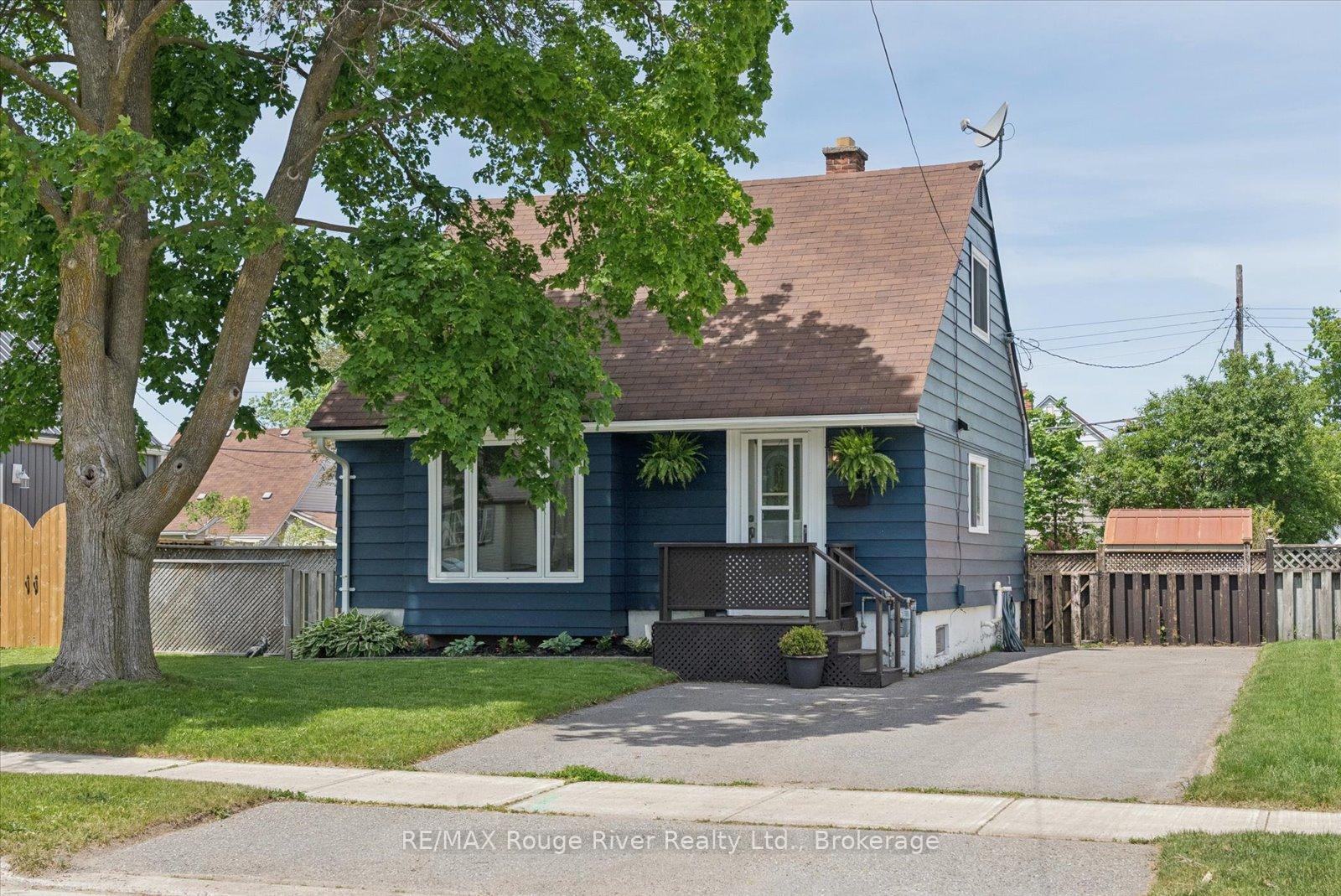 542 O'connell Road, Peterborough, ON K9J 4E3