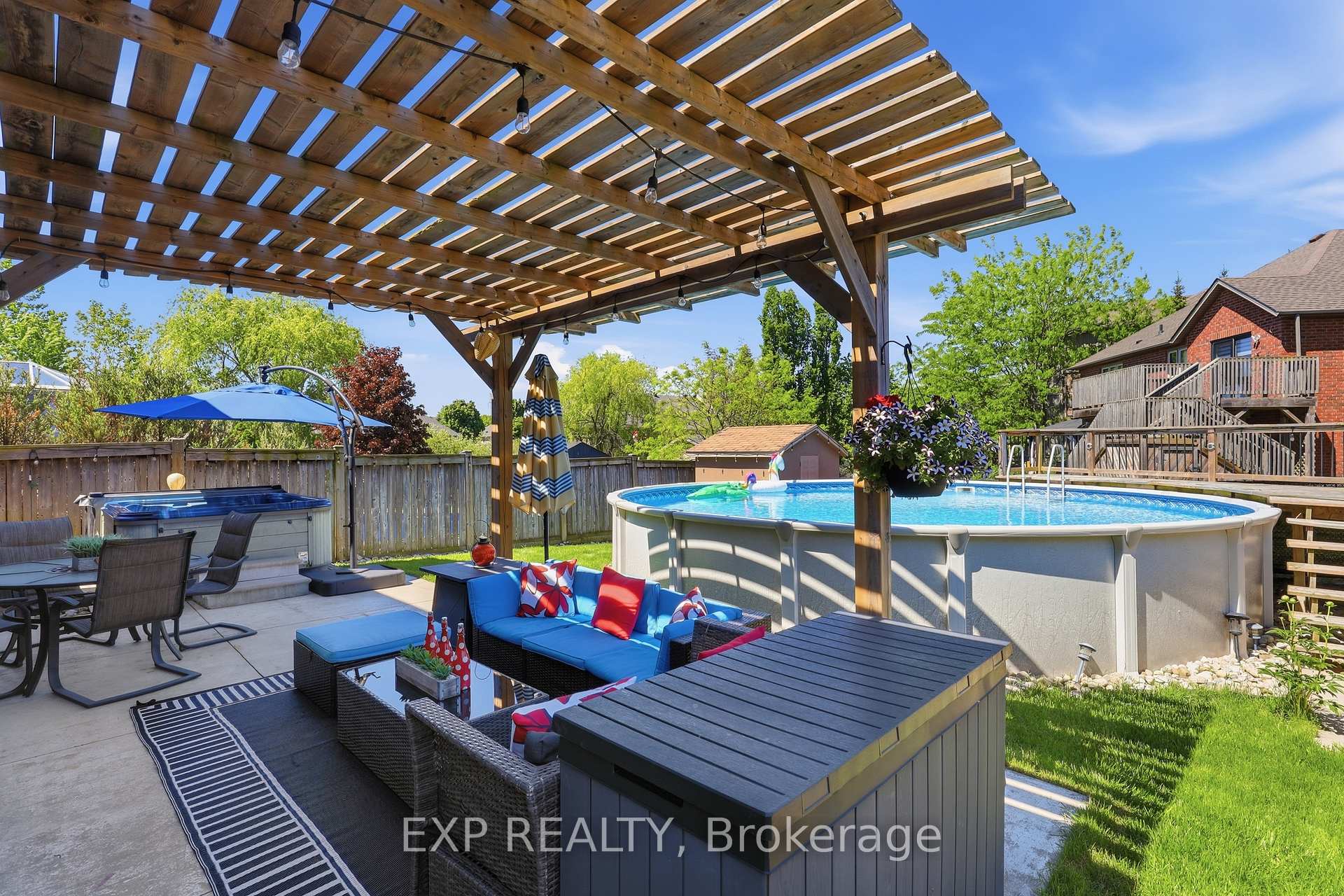 194 Southbrook Drive, Hamilton, ON L0R 1C0
