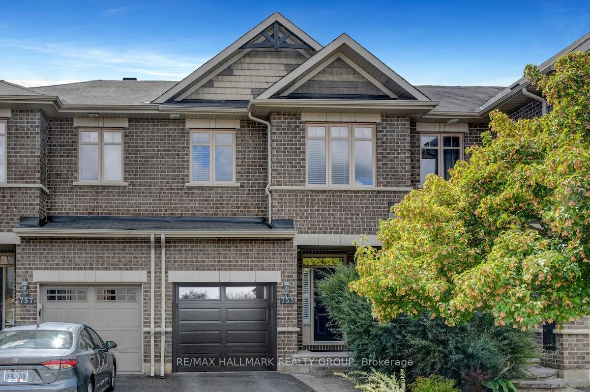 755 Bowercrest Crescent, Blossom Park - Airport and Area, ON K1V 2M3