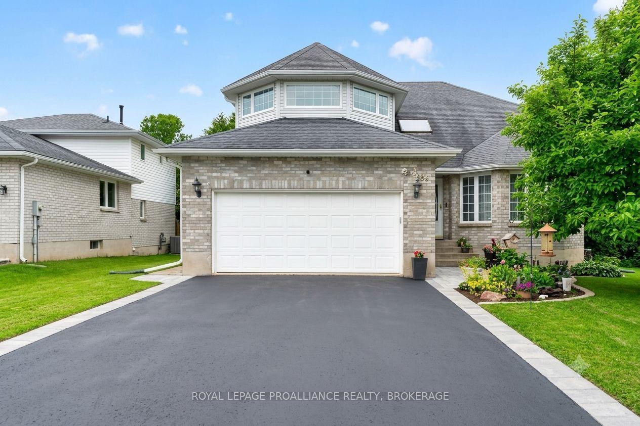 605 Fernmoor Drive, Kingston, ON K7M 8K5