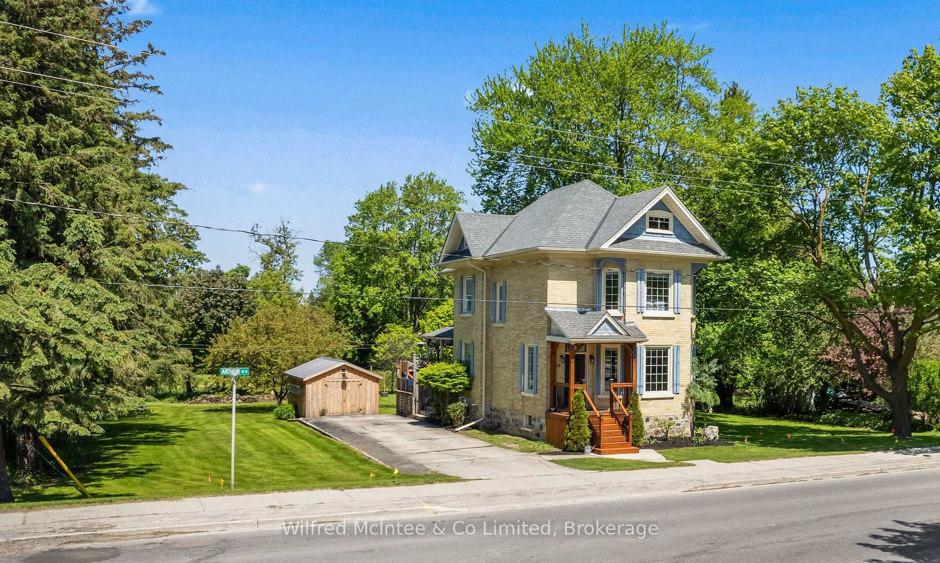 74 ARTHUR Street W, Minto, ON N0G 1Z0