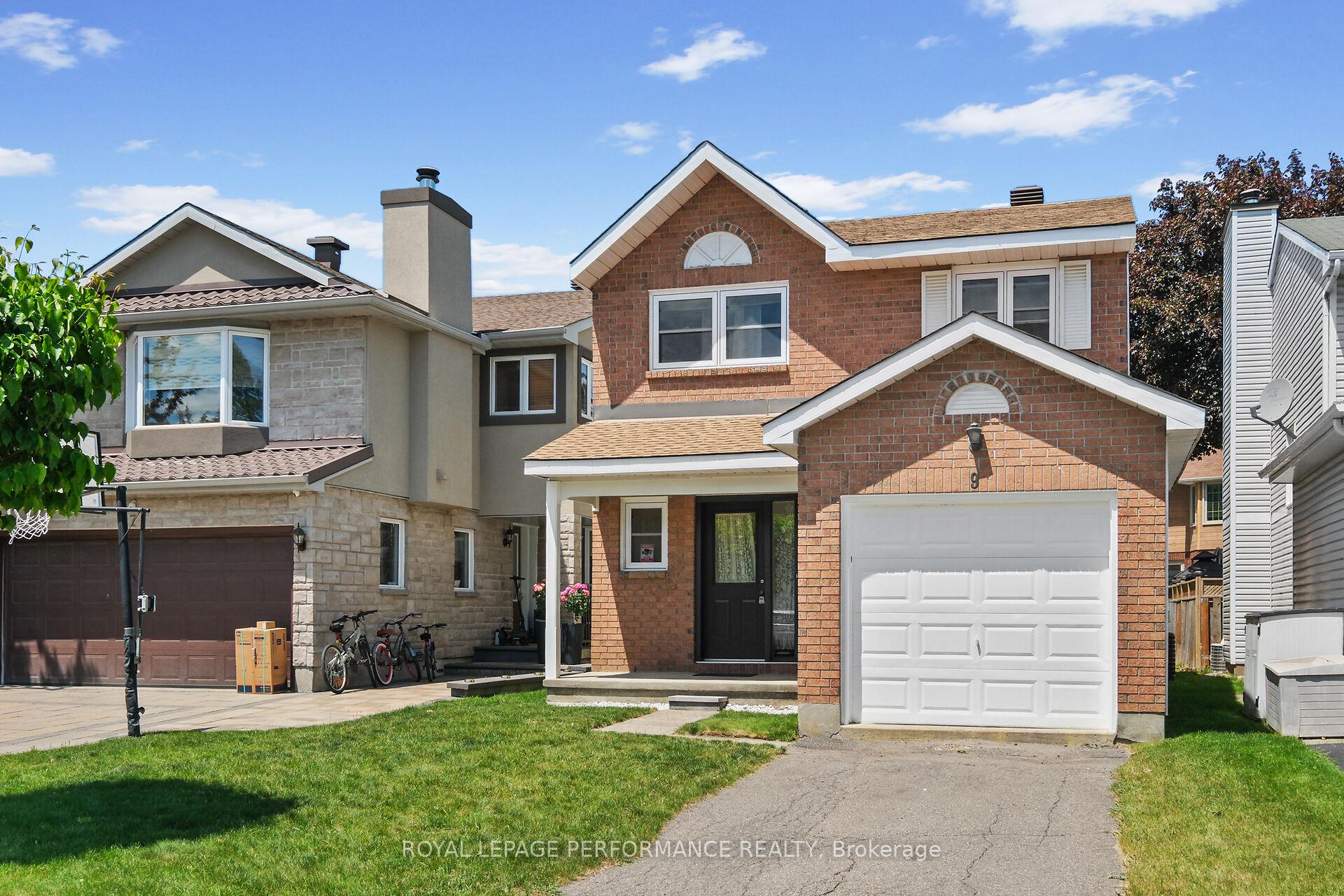 9 Saddle Crescent, Hunt Club - South Keys and Area, ON K1G 5L4
