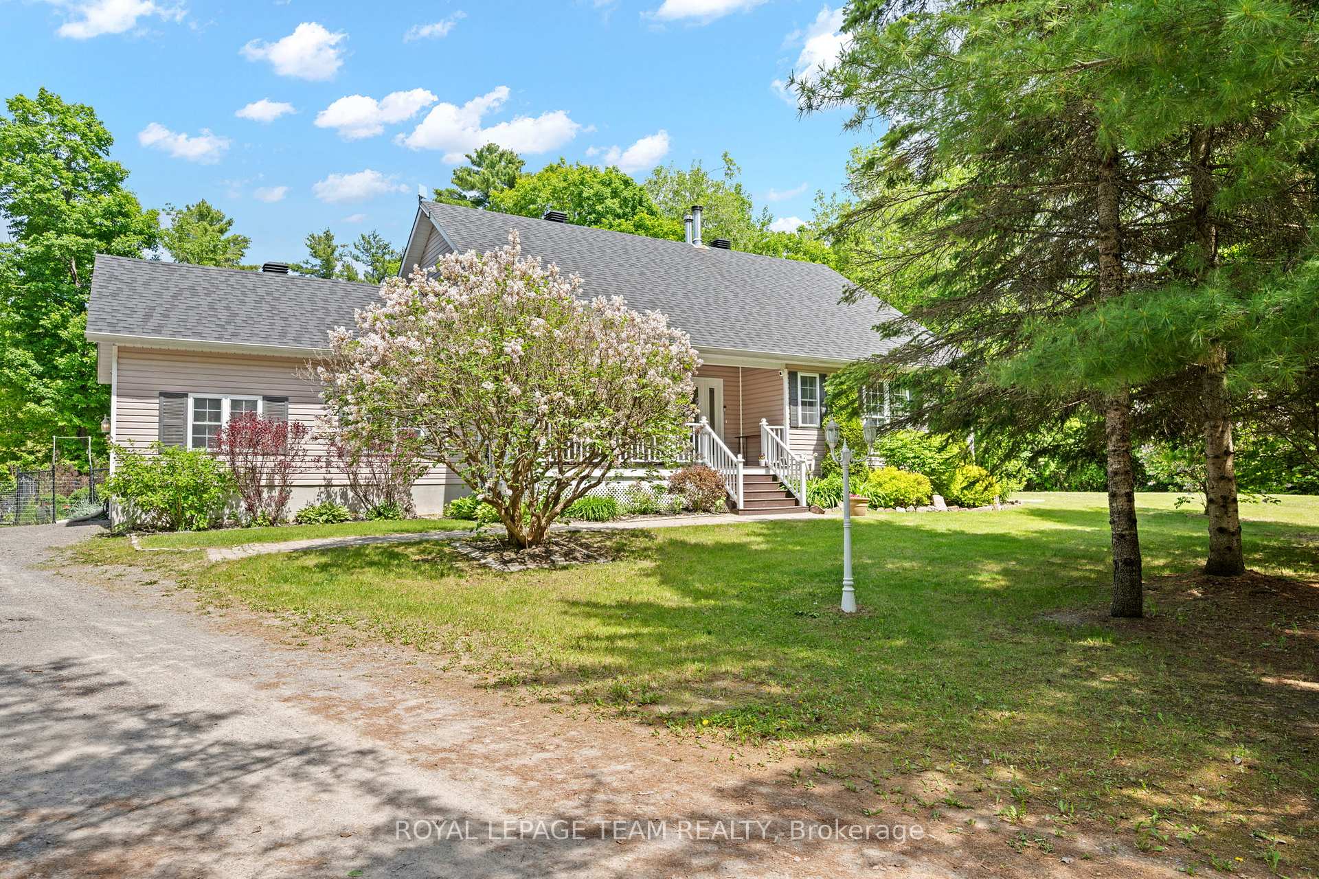 5040 Stonecrest Road, Constance Bay - Dunrobin - Kilmaurs - Woodlawn, ON K0A 3M0