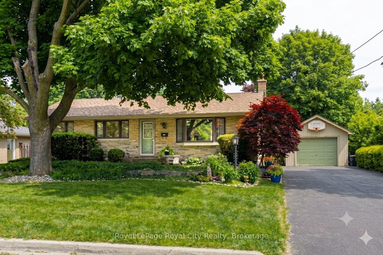 92 Dean Avenue, Guelph, ON N1G 1L6