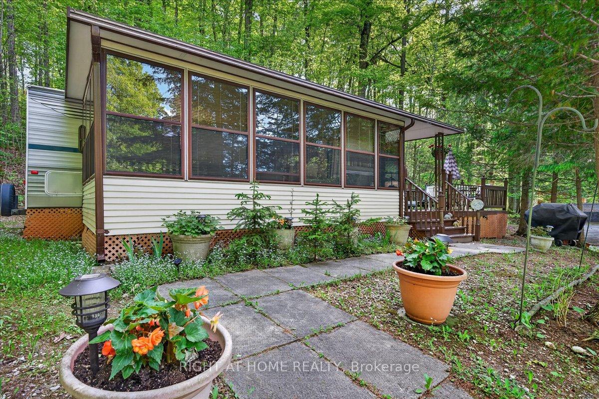 142571 35 Road 201, West Grey, ON N0G 1C0