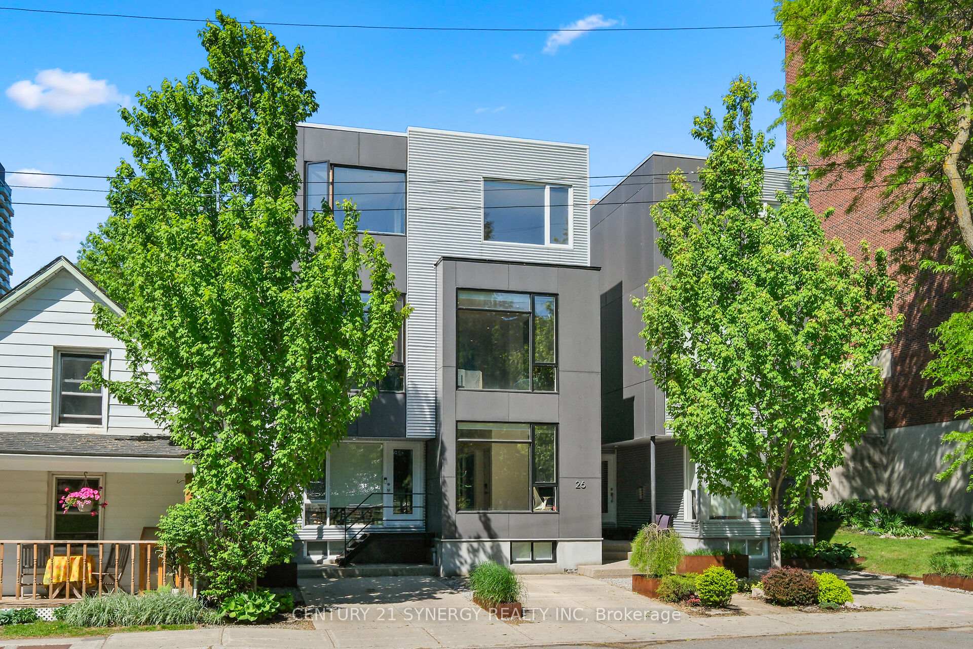 26 Stonehurst Avenue, West Centre Town, ON K1Y 1R4