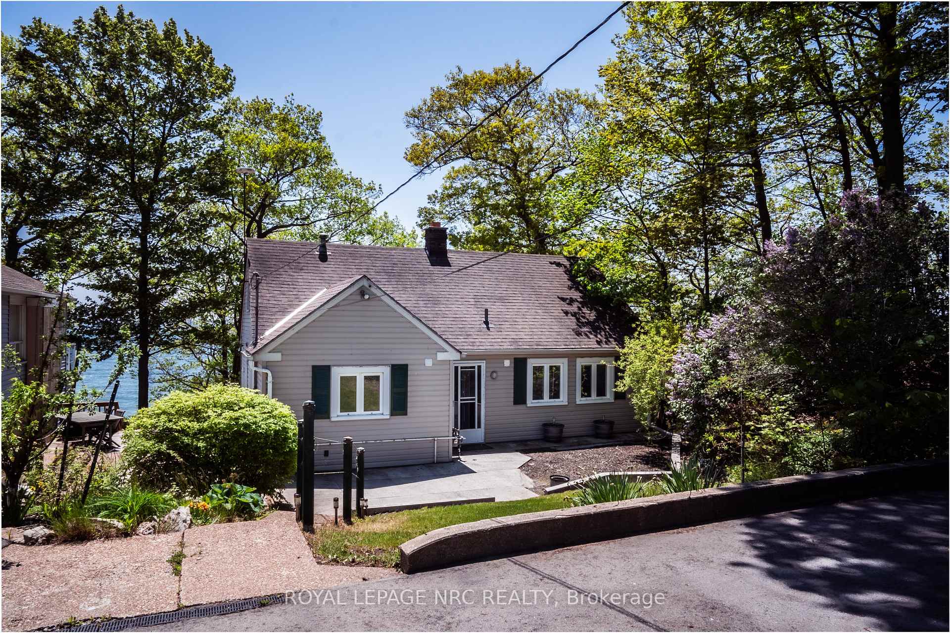 10245 Camelot Drive, Wainfleet, ON L3K 5V4