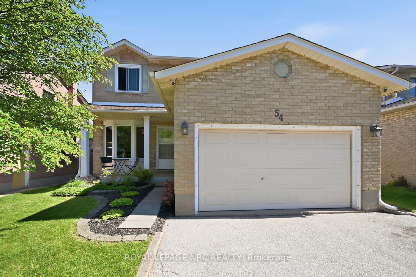54 Merritt Crescent, Grimsby, ON L3M 5B7
