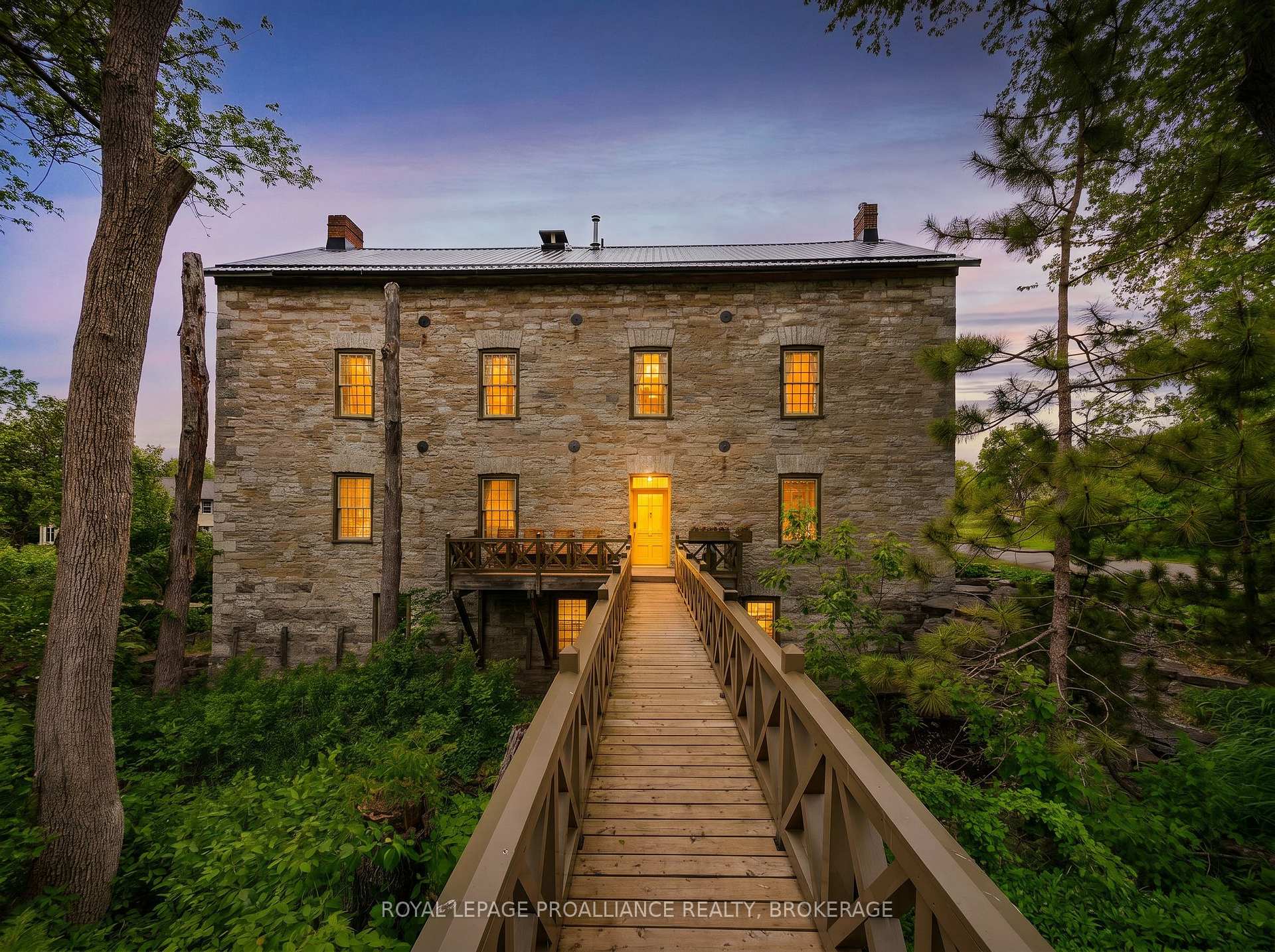 28 Front Street, Stone Mills, ON K0K 2S0