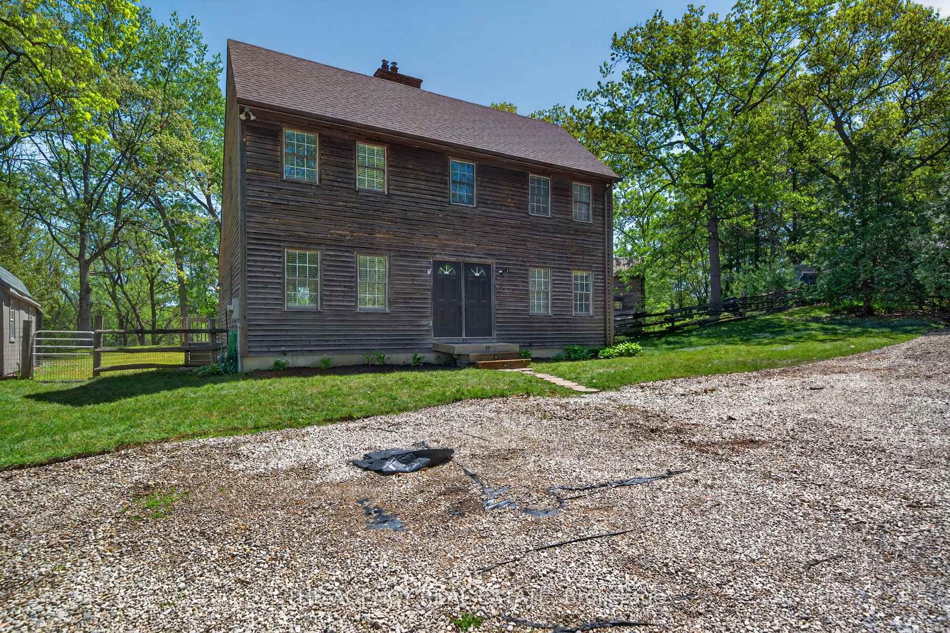 7904 Katharine Crescent, Lambton Shores, ON N0M 2L0
