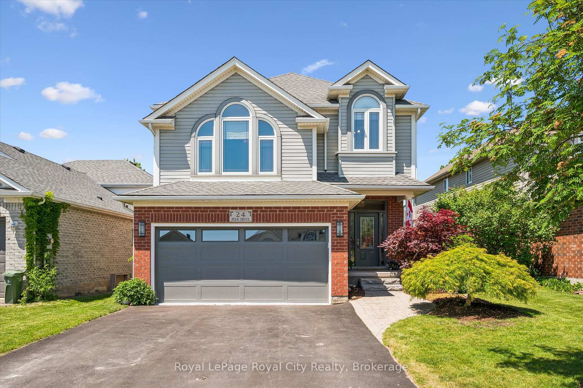 24 Peer Drive, Guelph, ON N1C 1H1