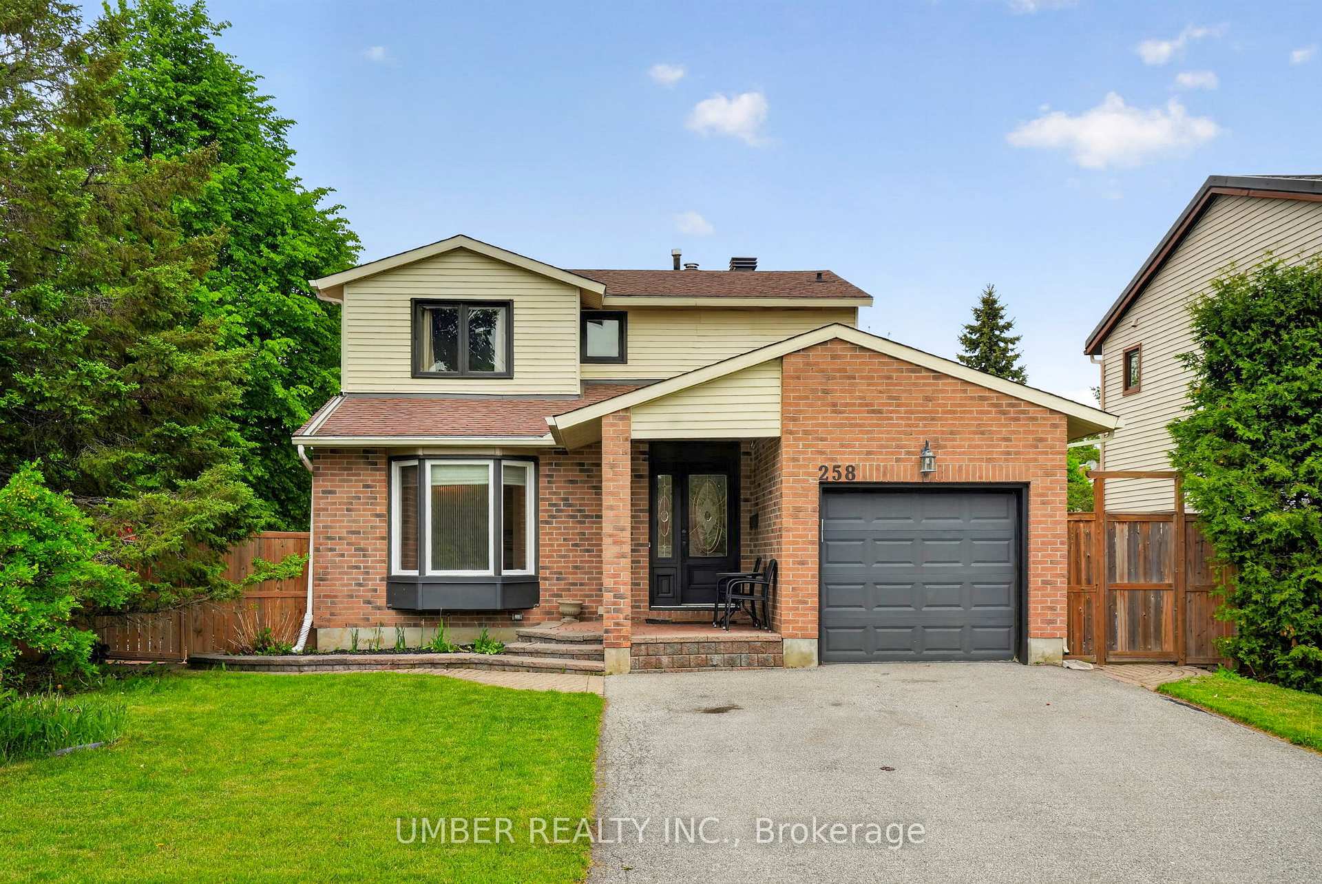 258 Anglehart Avenue, Orleans - Cumberland and Area, ON K1E 2V9