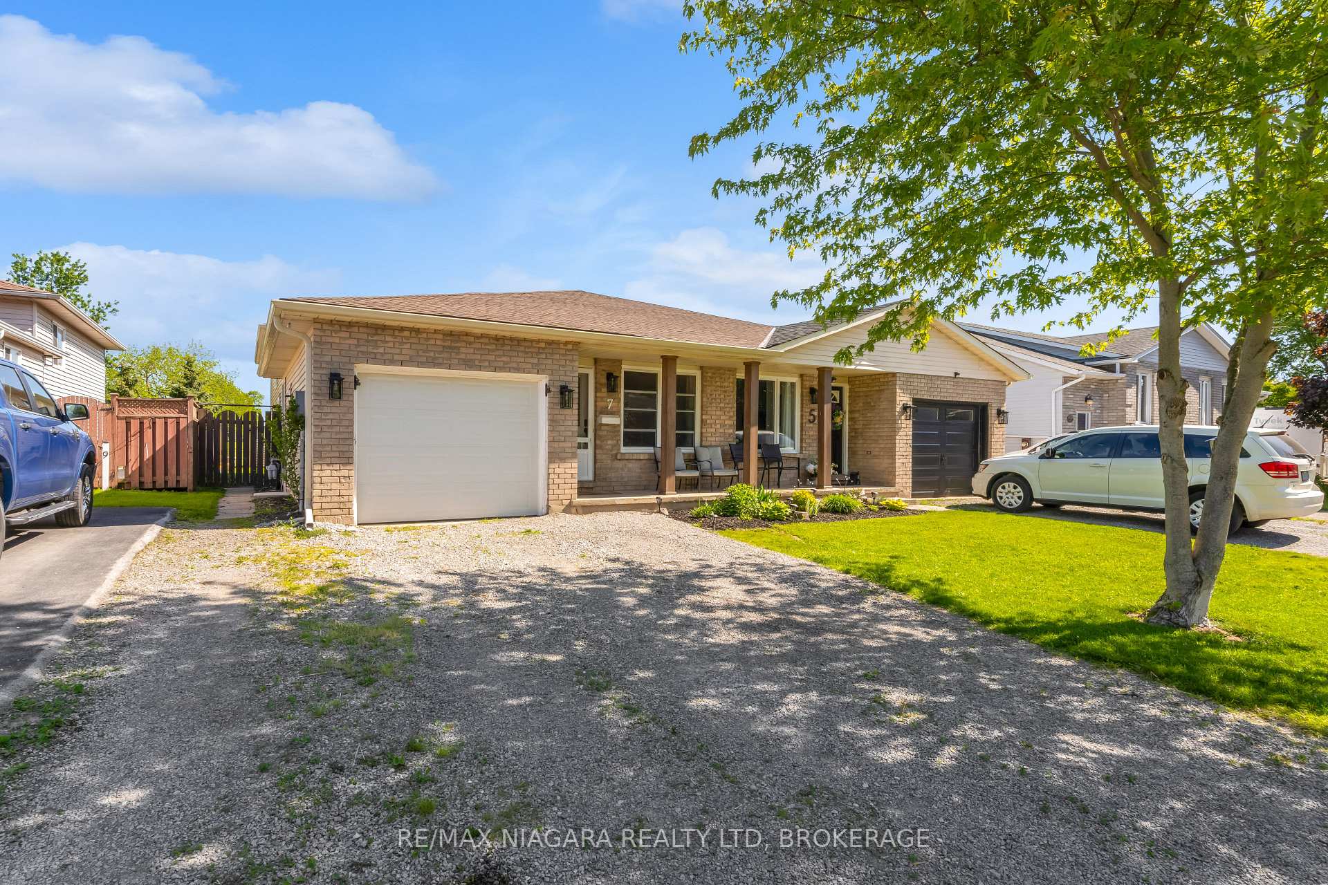 7 Hillcrest Road, Port Colborne, ON L3K 6B2