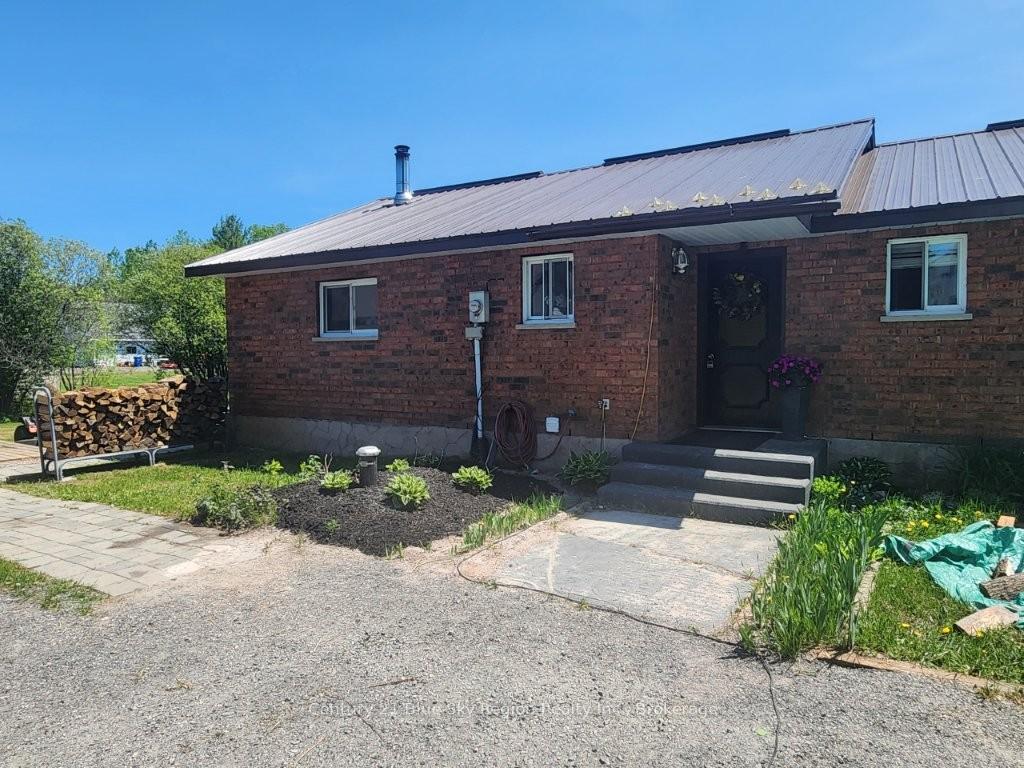 747 Derland Road, East Ferris, ON P0H 1K0