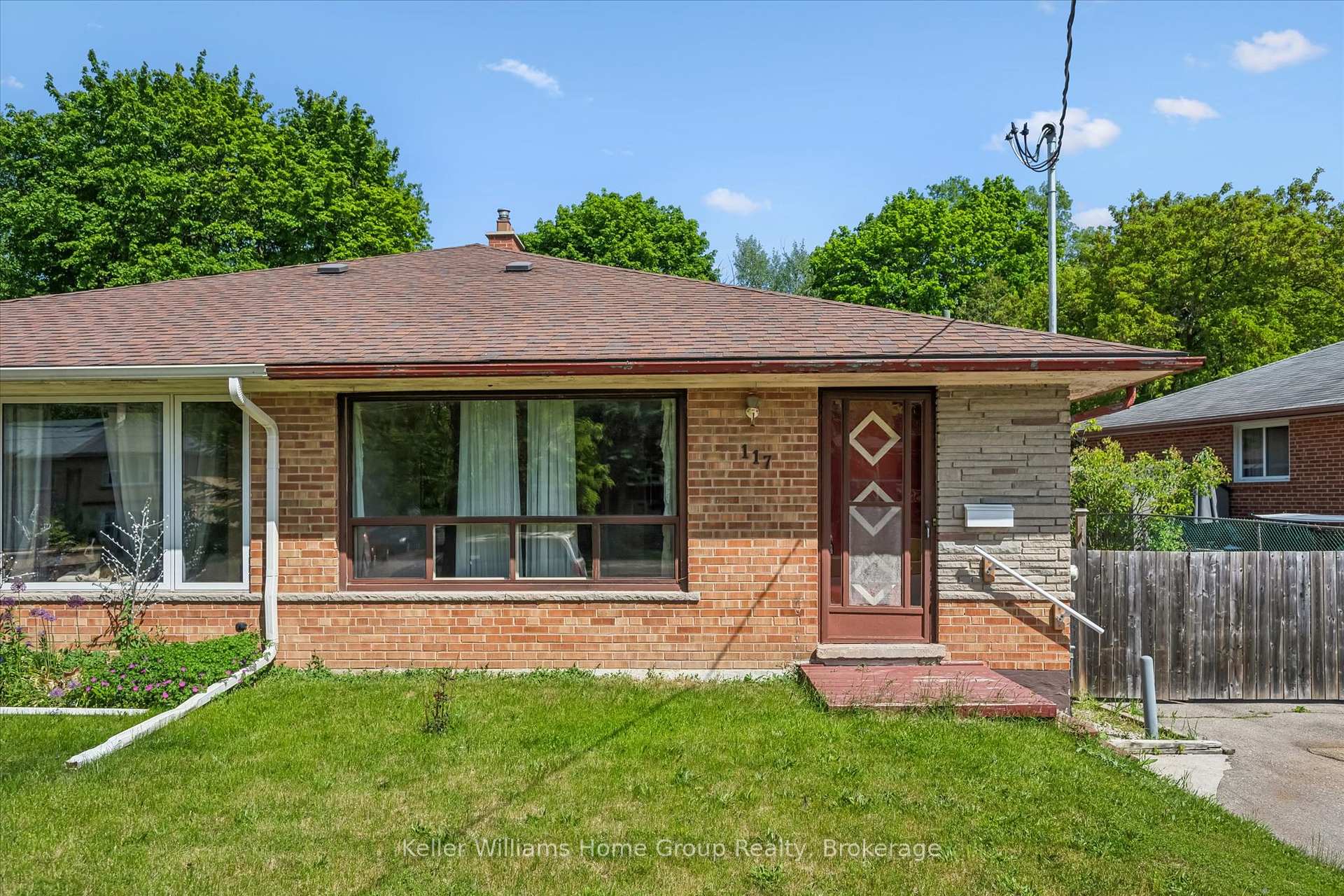 117 Waverley Drive, Guelph, ON N1E 1H1