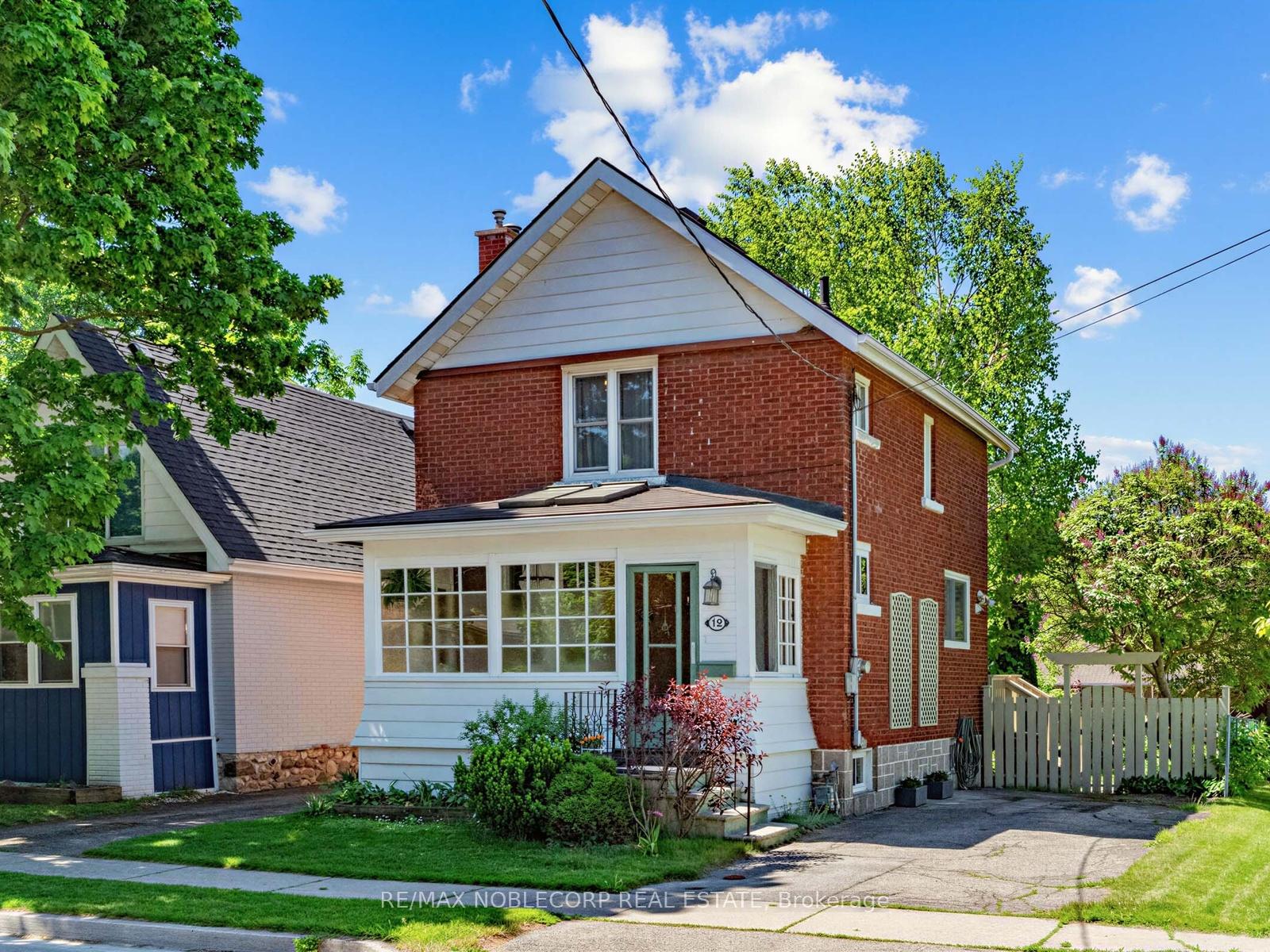 12 Bagot Street, Guelph, ON N1H 5S9