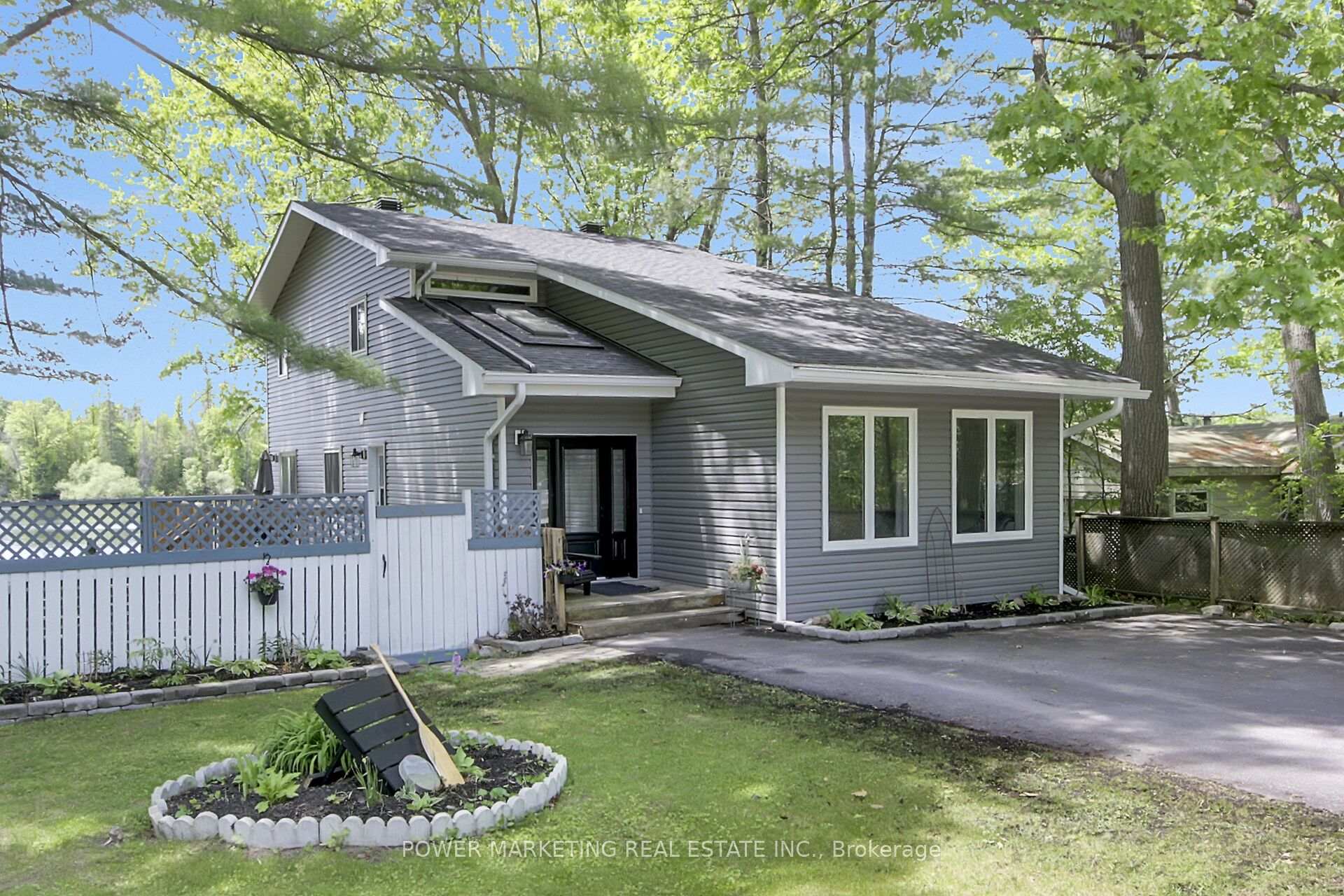 1312 BAYVIEW Drive, Constance Bay - Dunrobin - Kilmaurs - Woodlawn, ON K0A 3M0