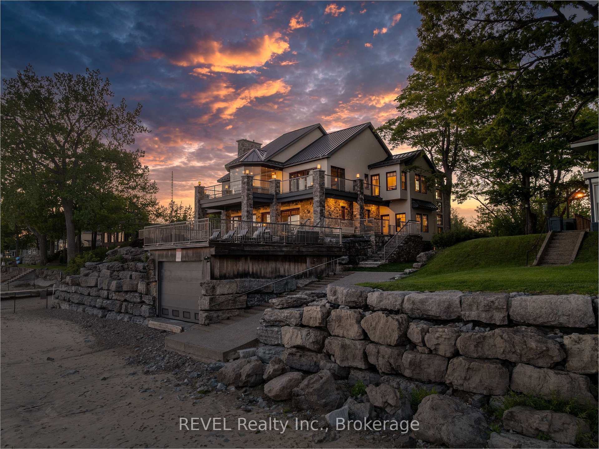 3067 Thunder Bay Road, Fort Erie, ON L0S 1N0