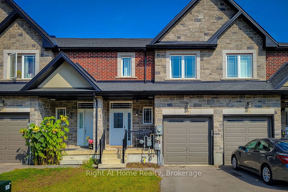 9 Callon Drive, Hamilton, ON L9K 0J8