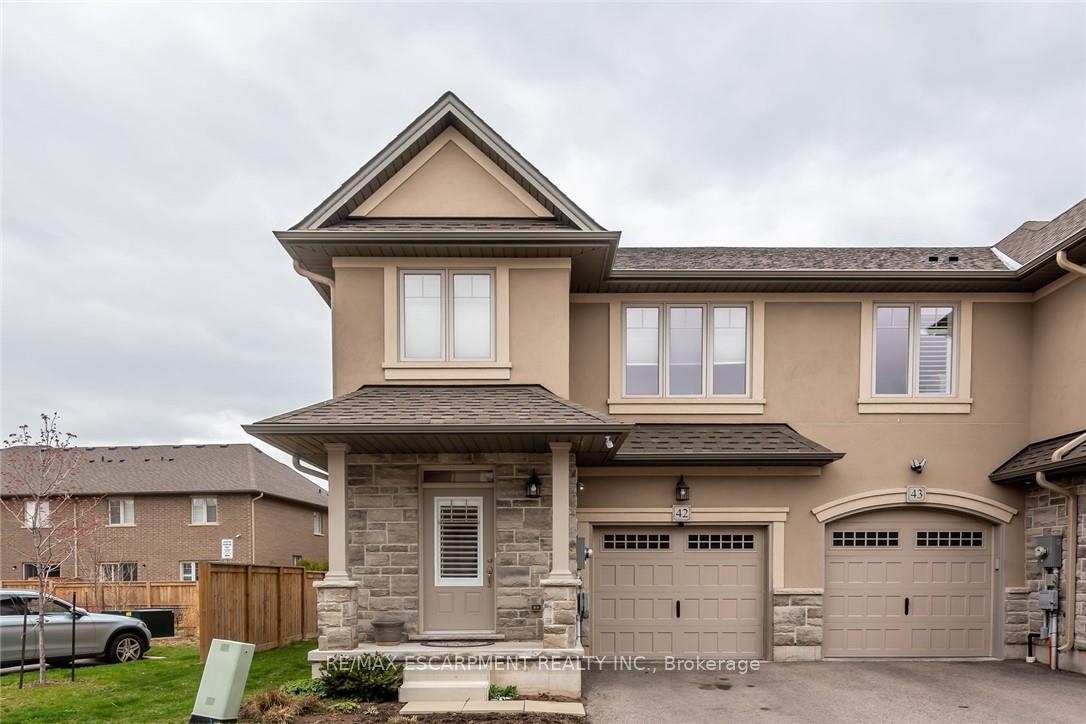 98 Shoreview Place 42, Hamilton, ON L8E 0J4