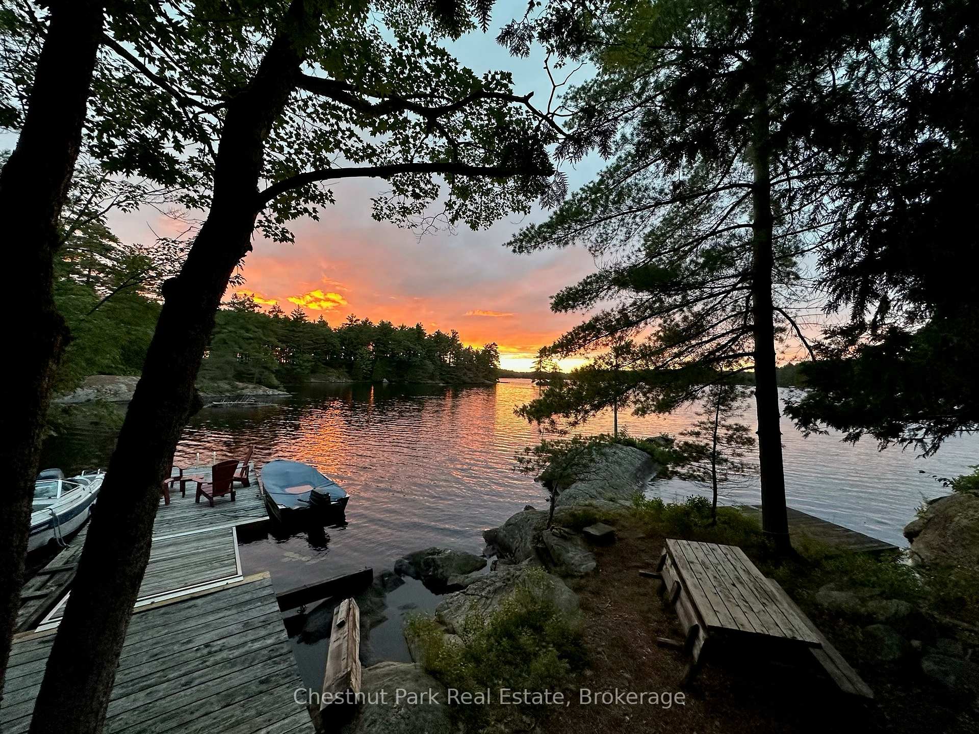 10 Island 21 KL Boyd Island, Gravenhurst, ON P0E 1G0