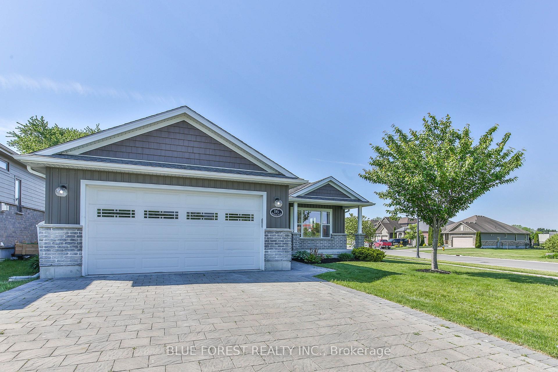 16 Brooker Trail, Thames Centre, ON N0M 2P0