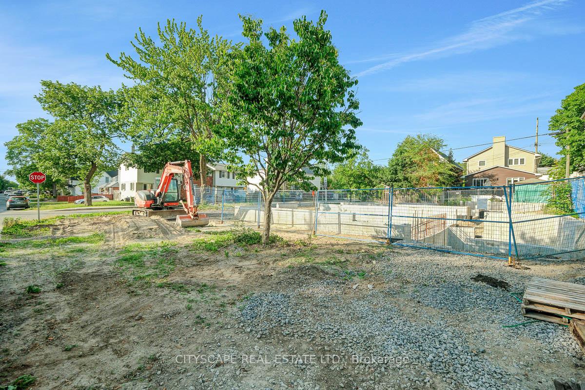 551 Edison Avenue, Carlingwood - Westboro and Area, ON K2A 1V5