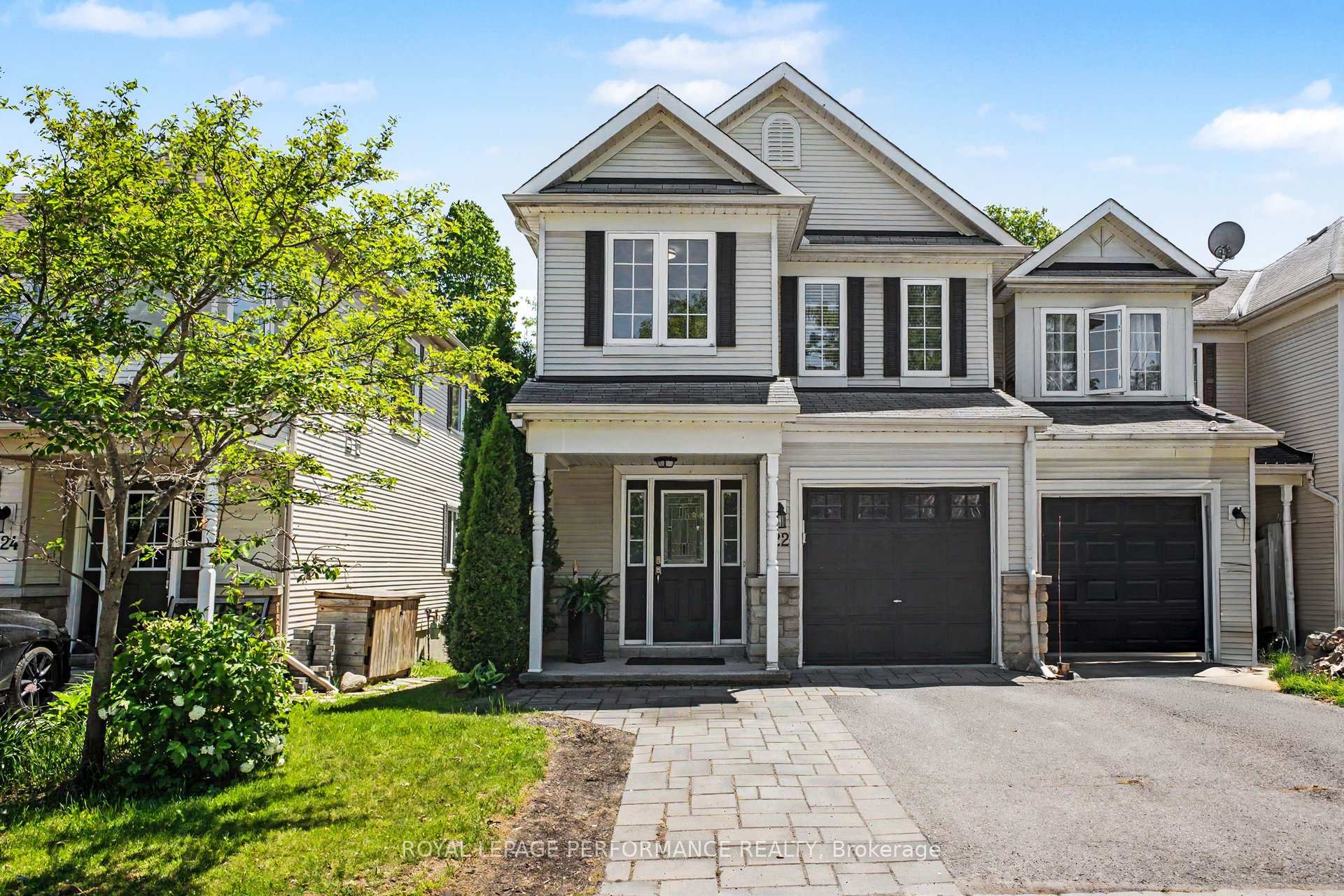 122 Rustwood Private, Barrhaven, ON K2J 5L5