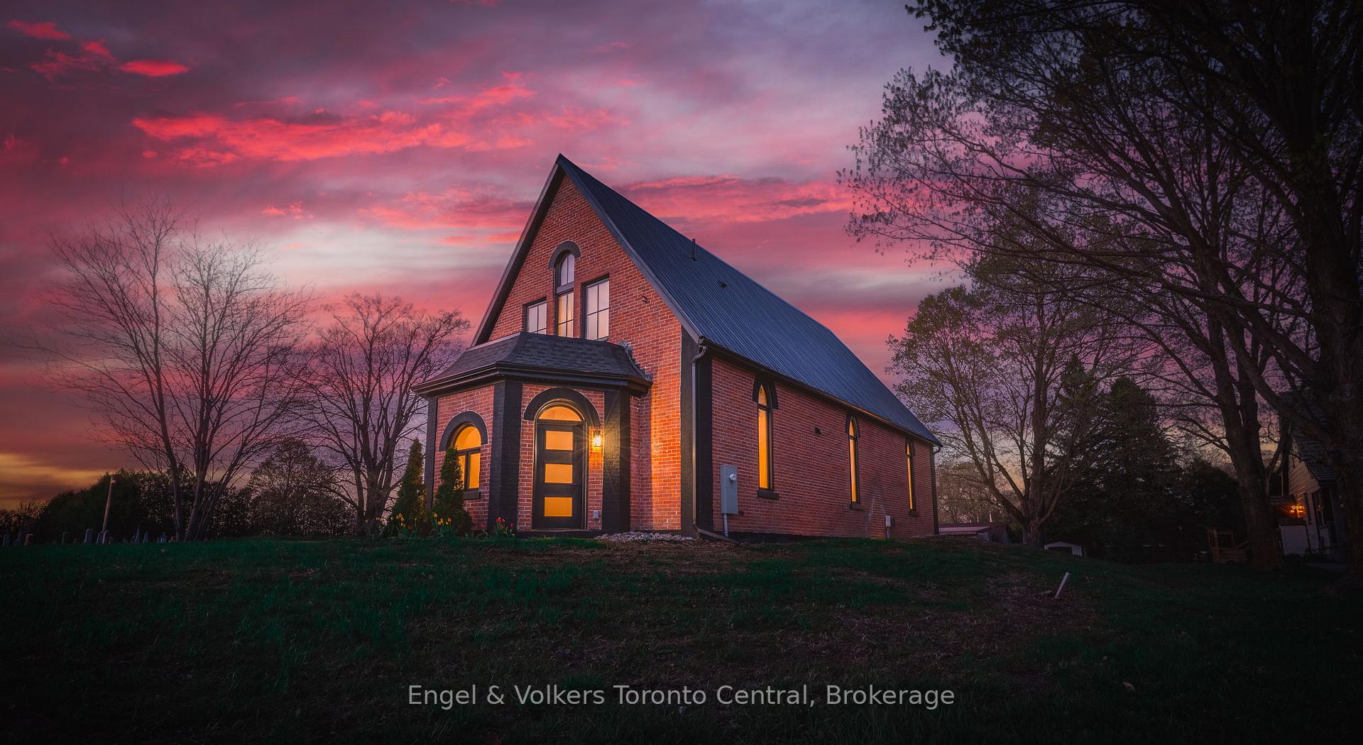 57 CRAWFORD Street, Chatsworth, ON N0H 1G0
