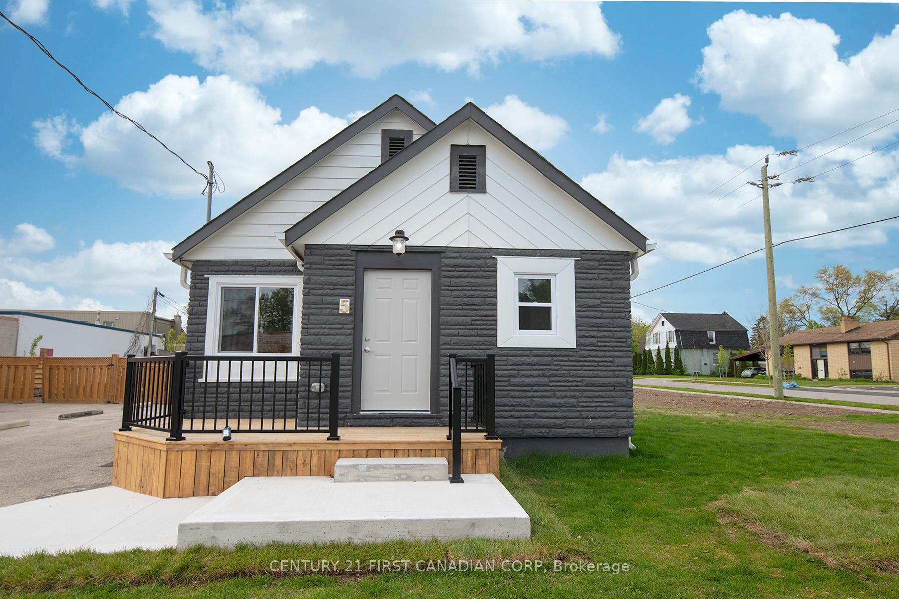 5 Briscoe Street W, London South, ON N6J 1L7