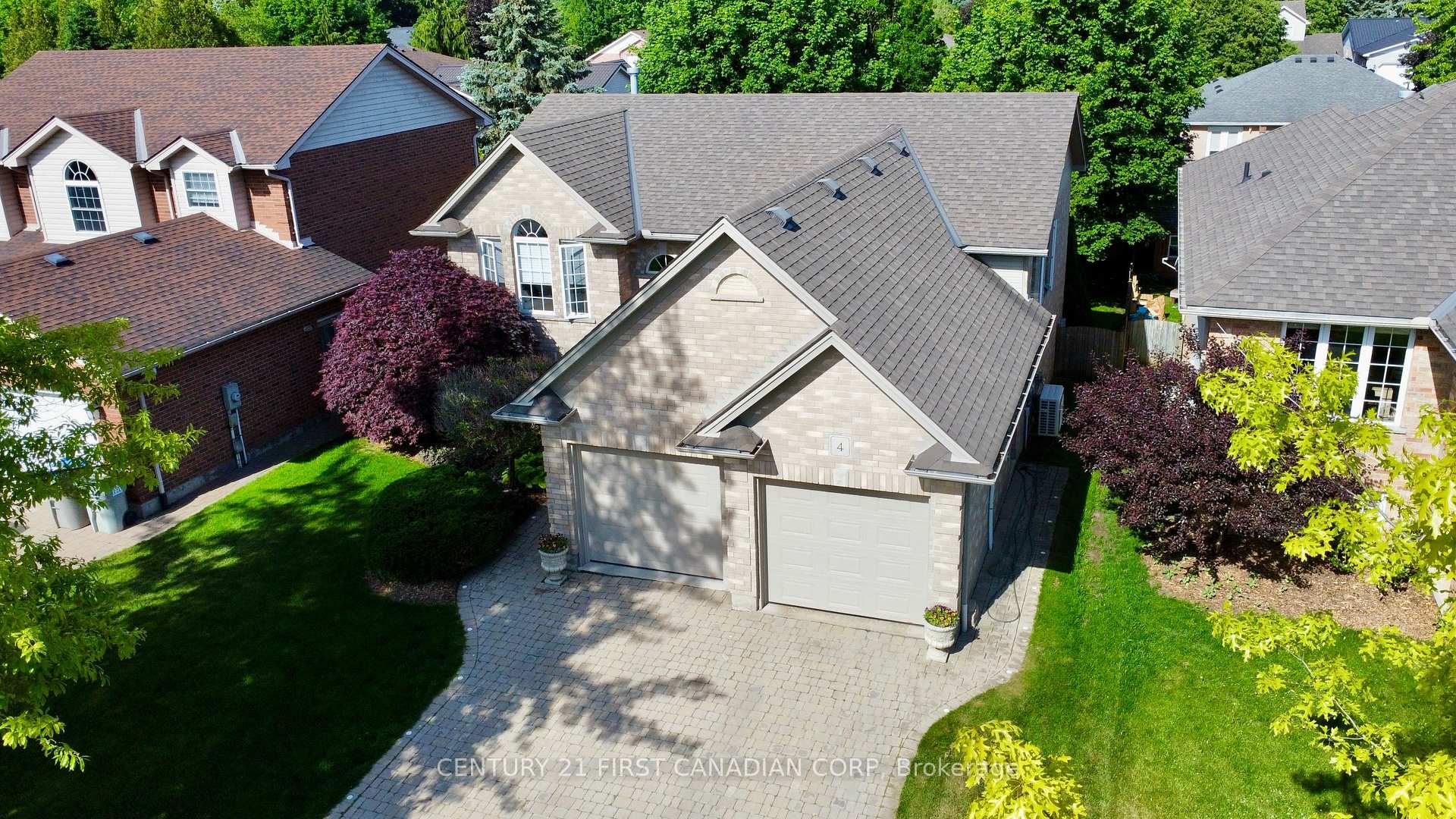 4 Oakwood Court, St. Marys, ON N4X 1B3
