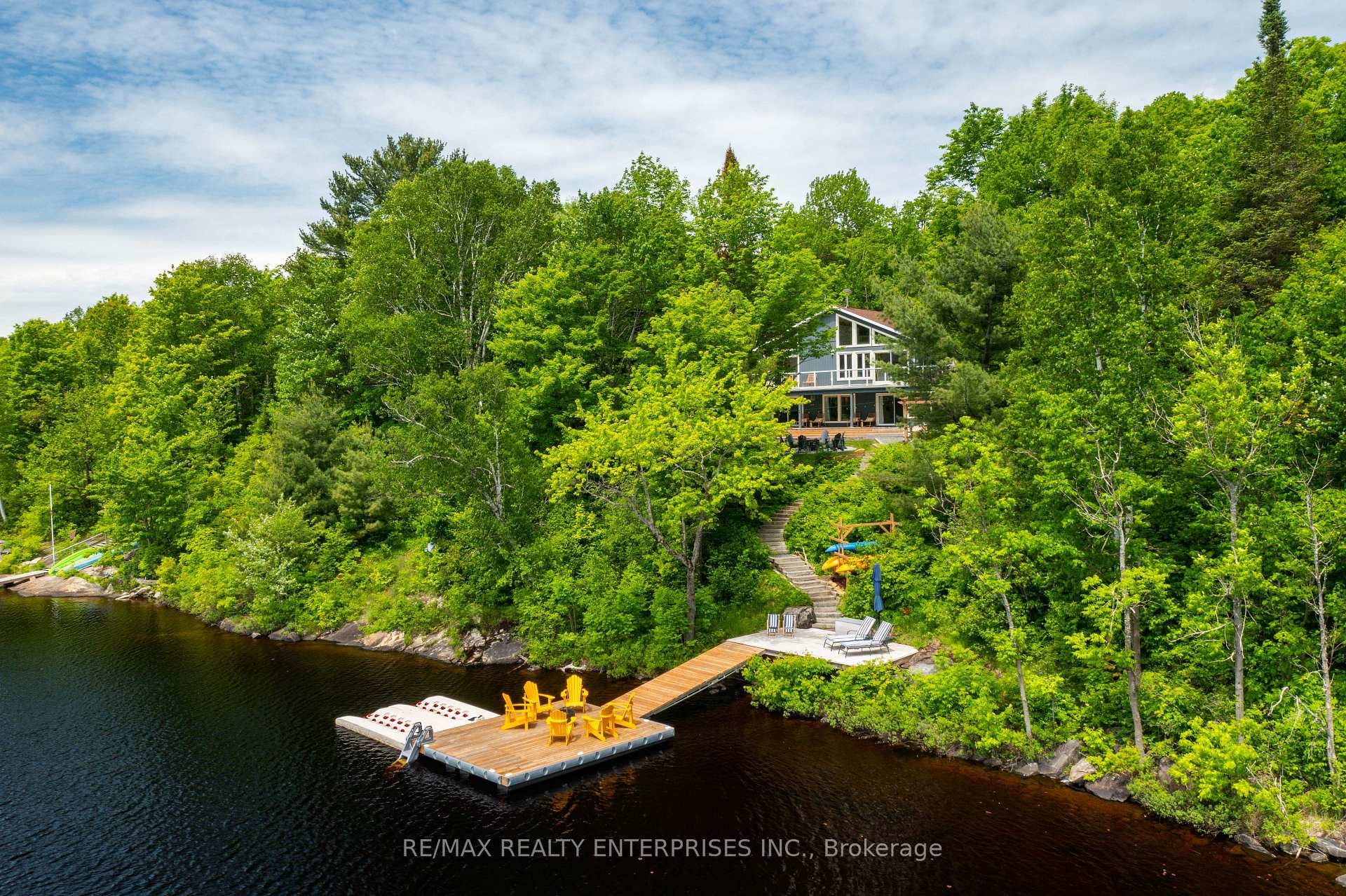 140 Rachels Lane, Huntsville, ON P1H 2J2