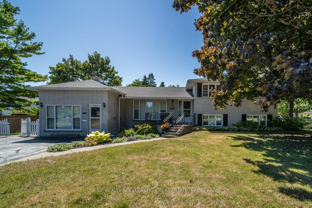 187 Welborne Avenue, Kingston, ON K7M 4G4