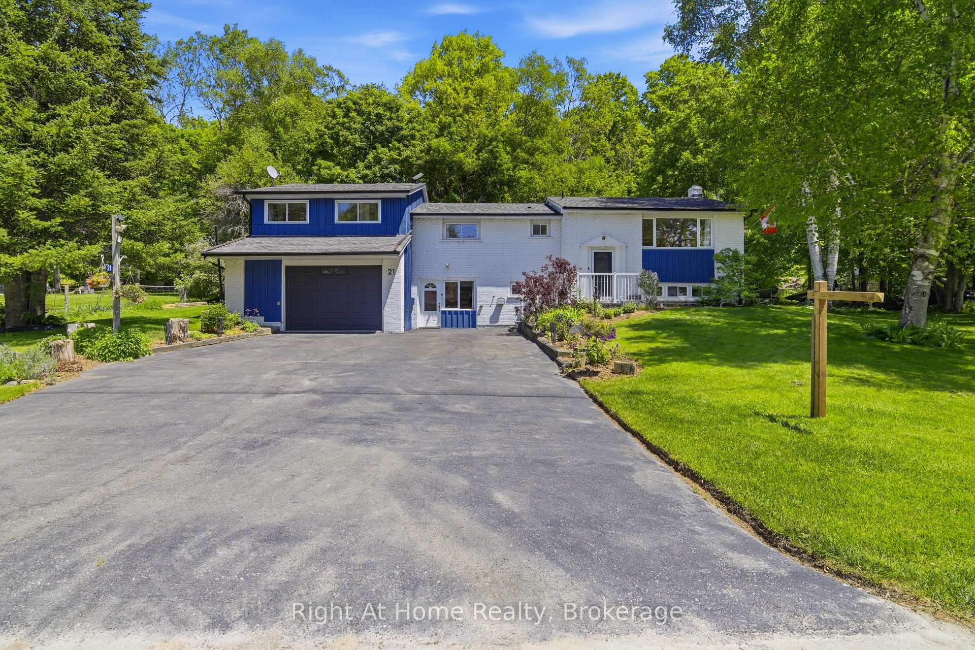 21 Nonquon Drive, Kawartha Lakes, ON L0C 1G0