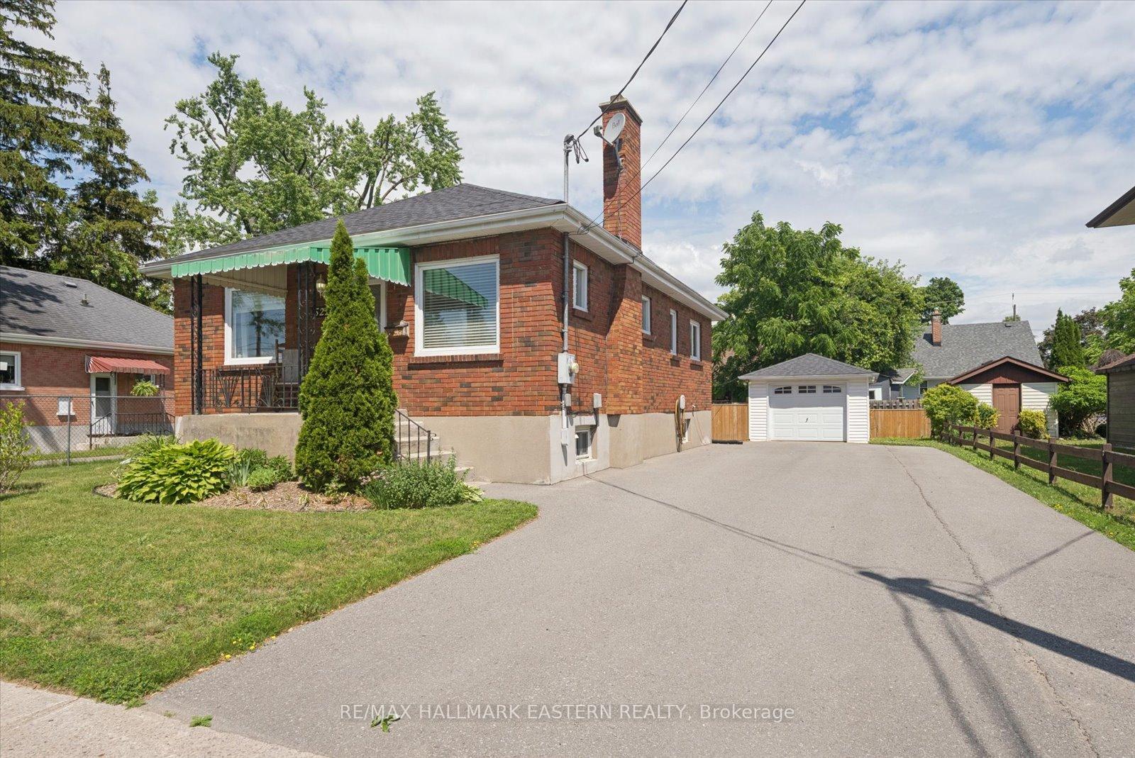 522 King George Street, Peterborough, ON K9J 1S4