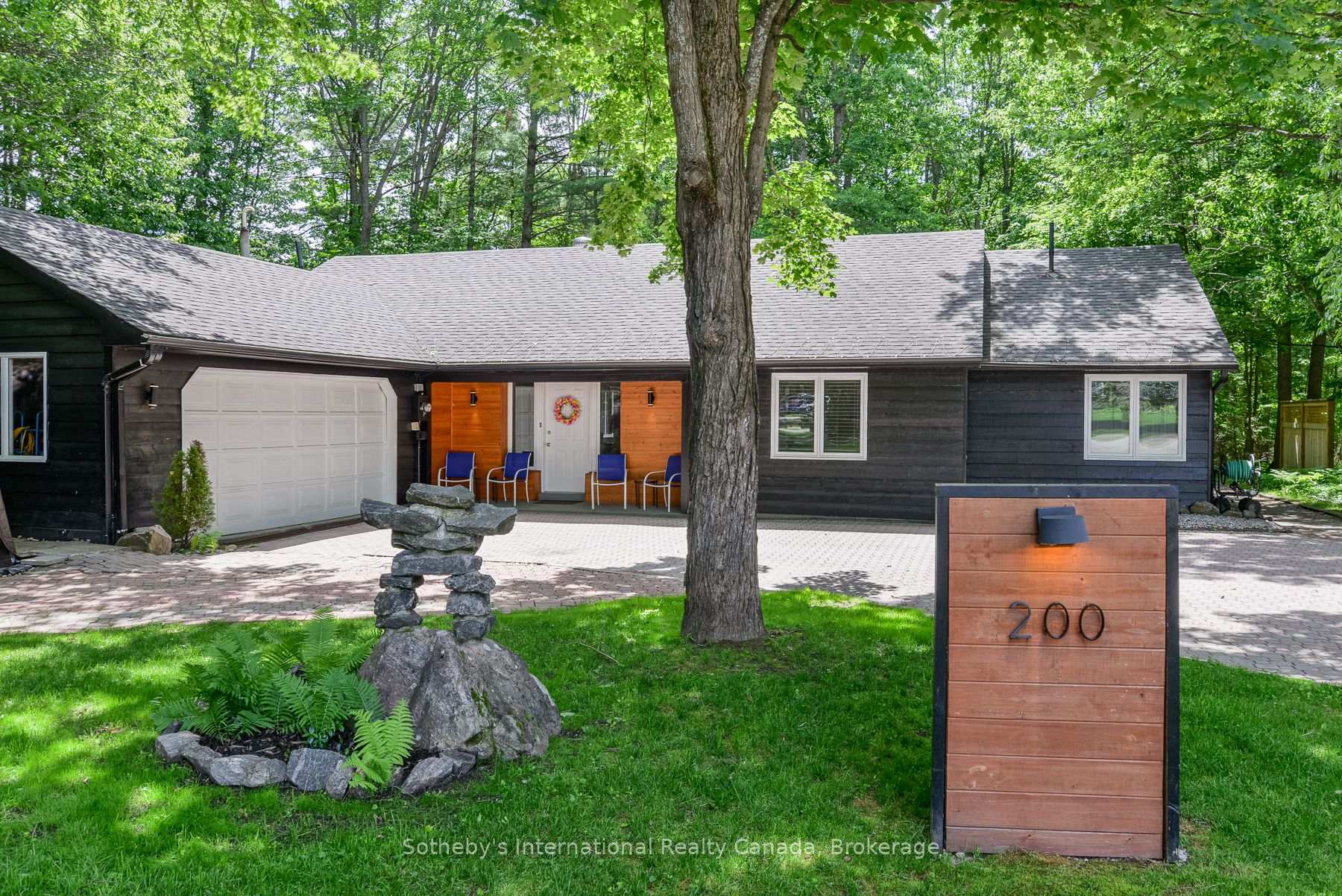 200 Tiffany Trail, Gravenhurst, ON P1P 1A6