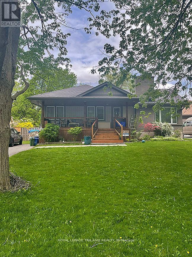662 Eden Avenue, London South, ON N6C 2Z7