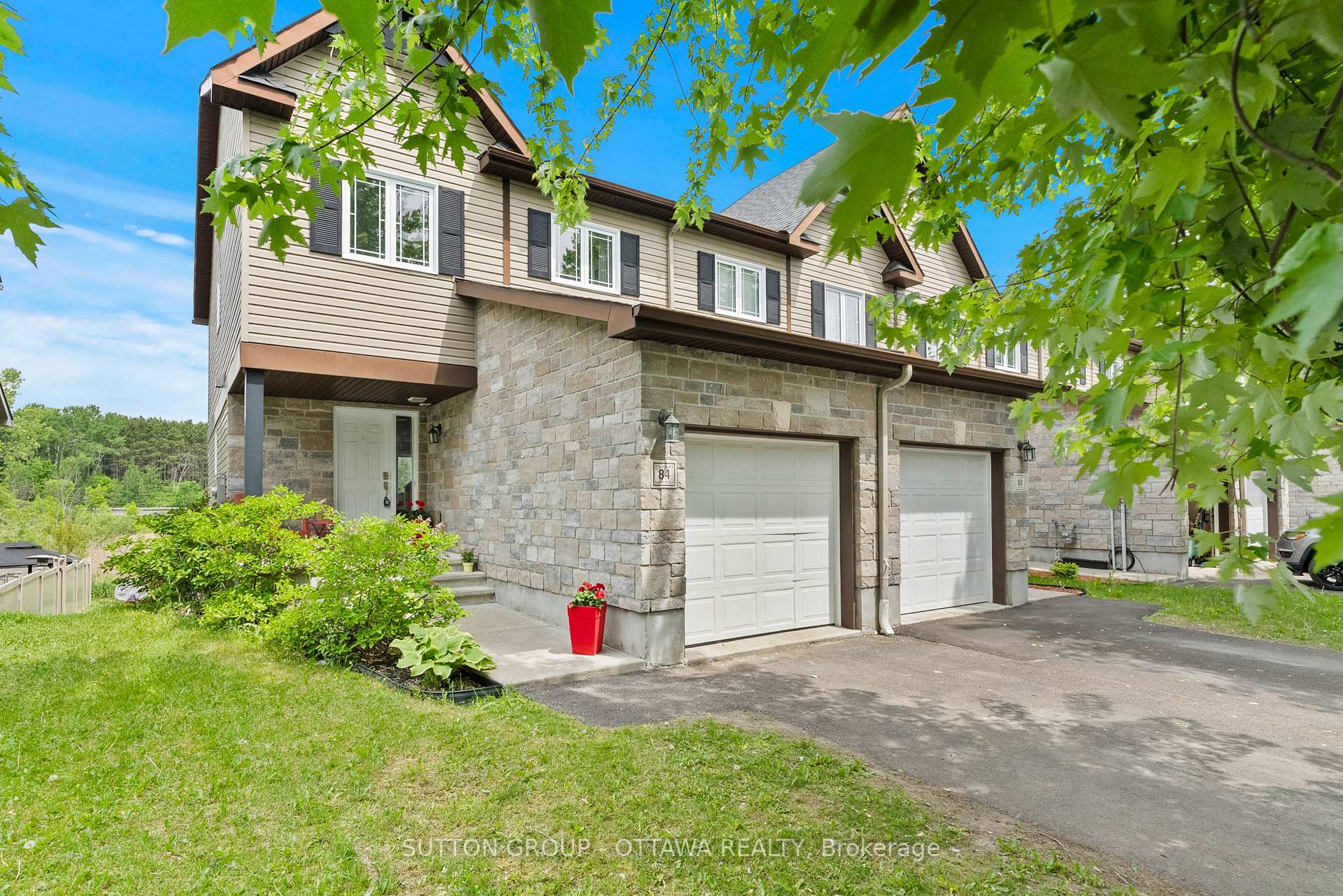 84 NATHALIE Street, Clarence-Rockland, ON K4K 0J3