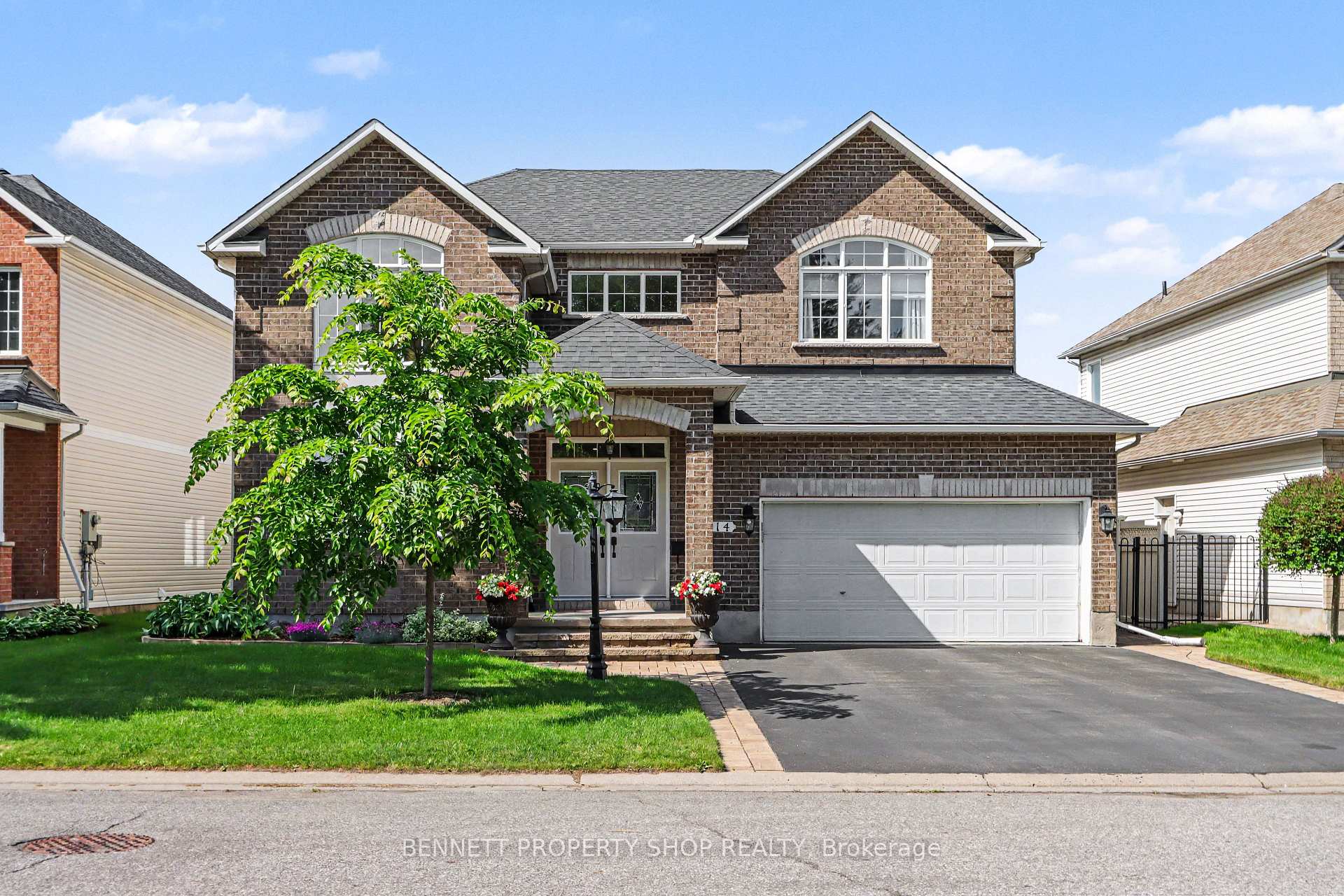14 Sachs Forest Place, Barrhaven, ON K2G 6V2