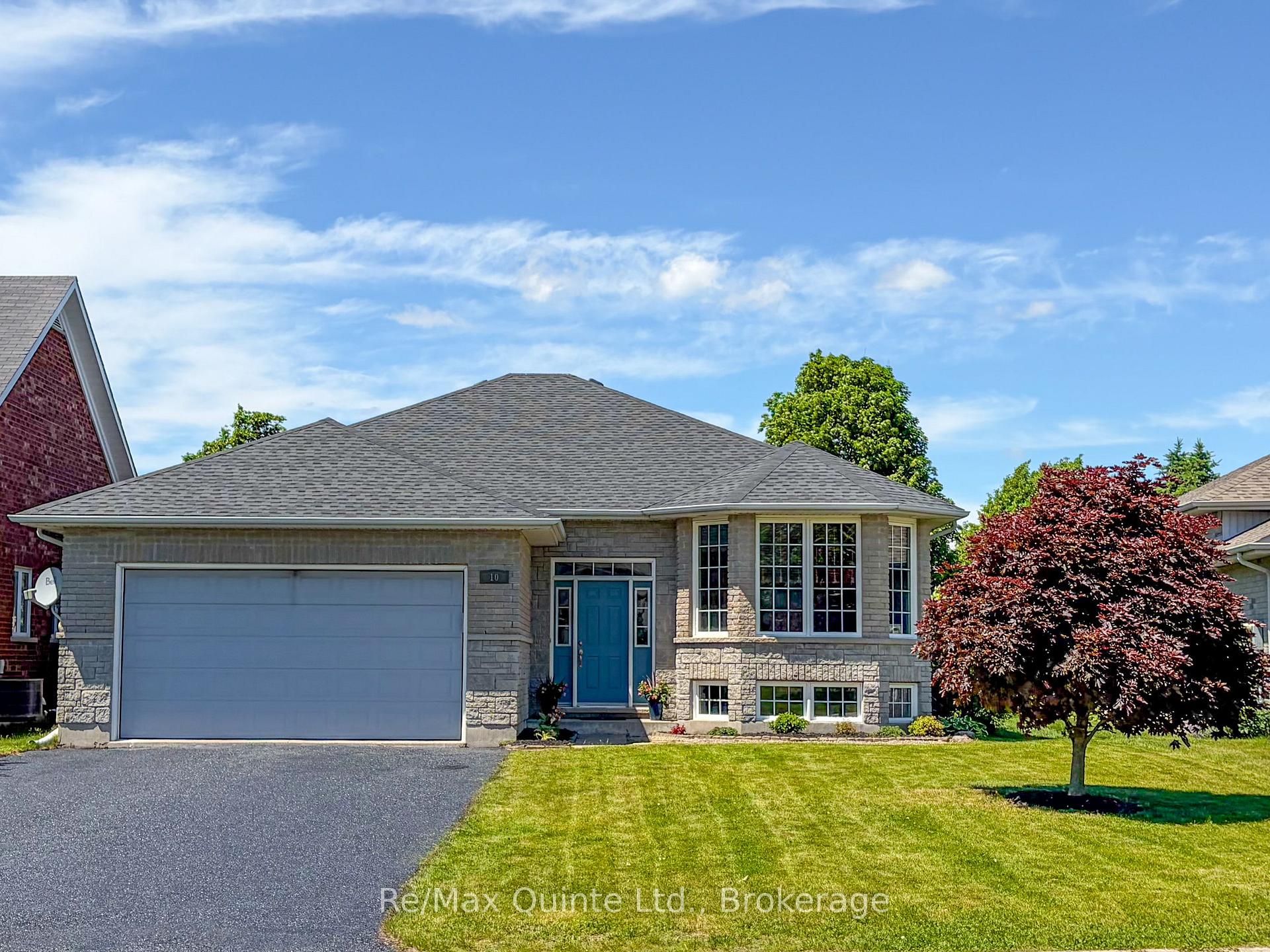 10 Boyce Court, Belleville, ON K8P 5P1