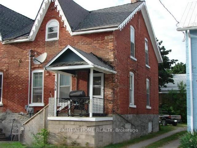 326 & 334 11th Street E, Owen Sound, ON N4K 1V2