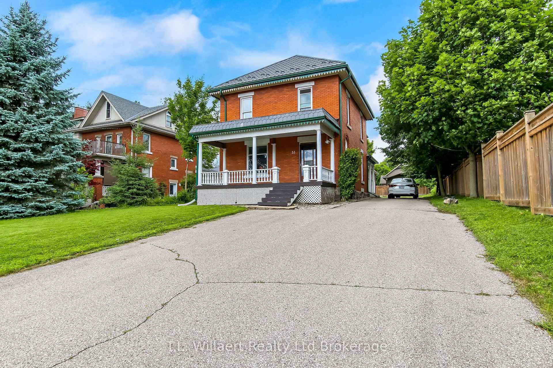 33 Main Street E, Norwich, ON N0J 1P0
