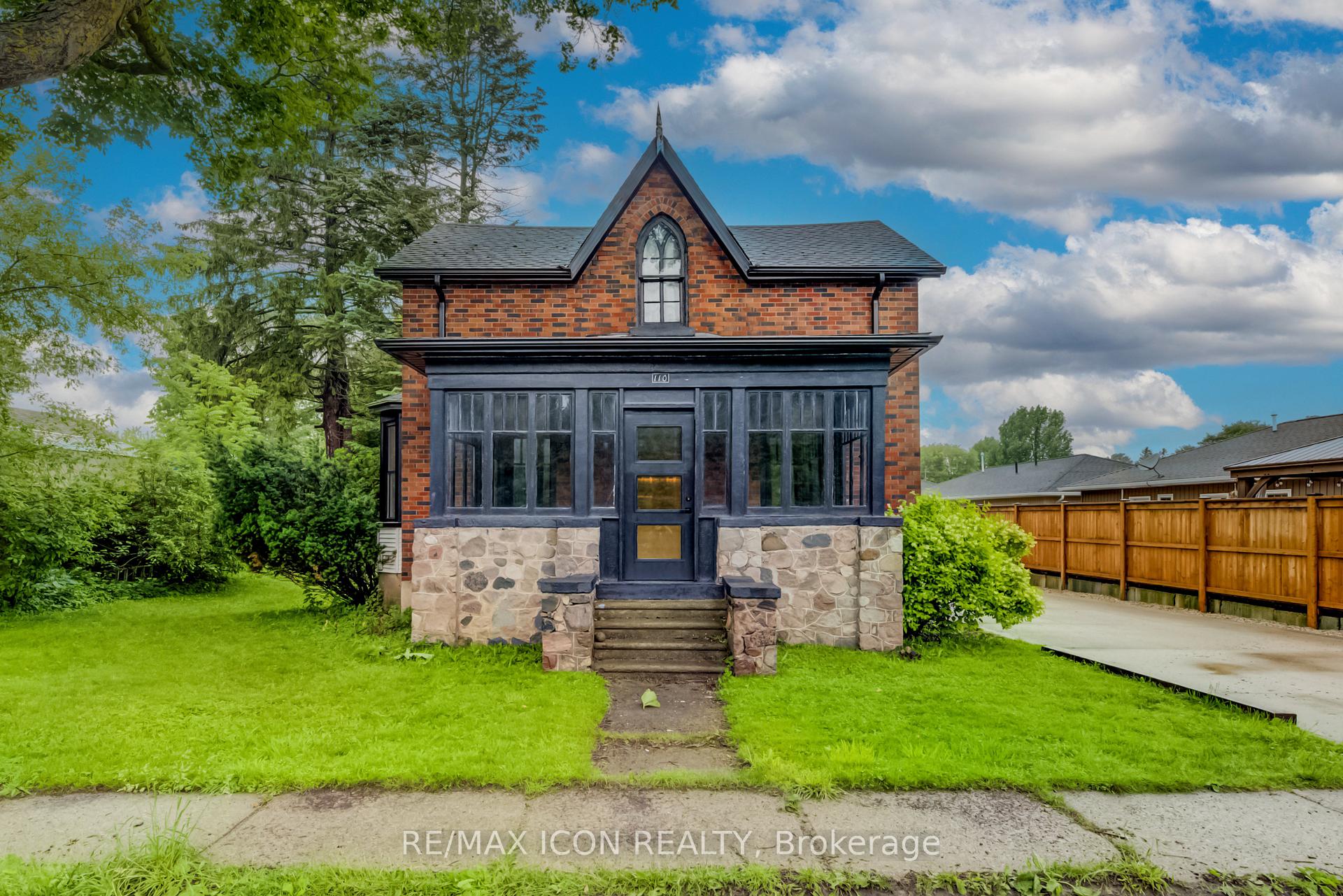 110 Brock Street, Minto, ON N0G 1Z0
