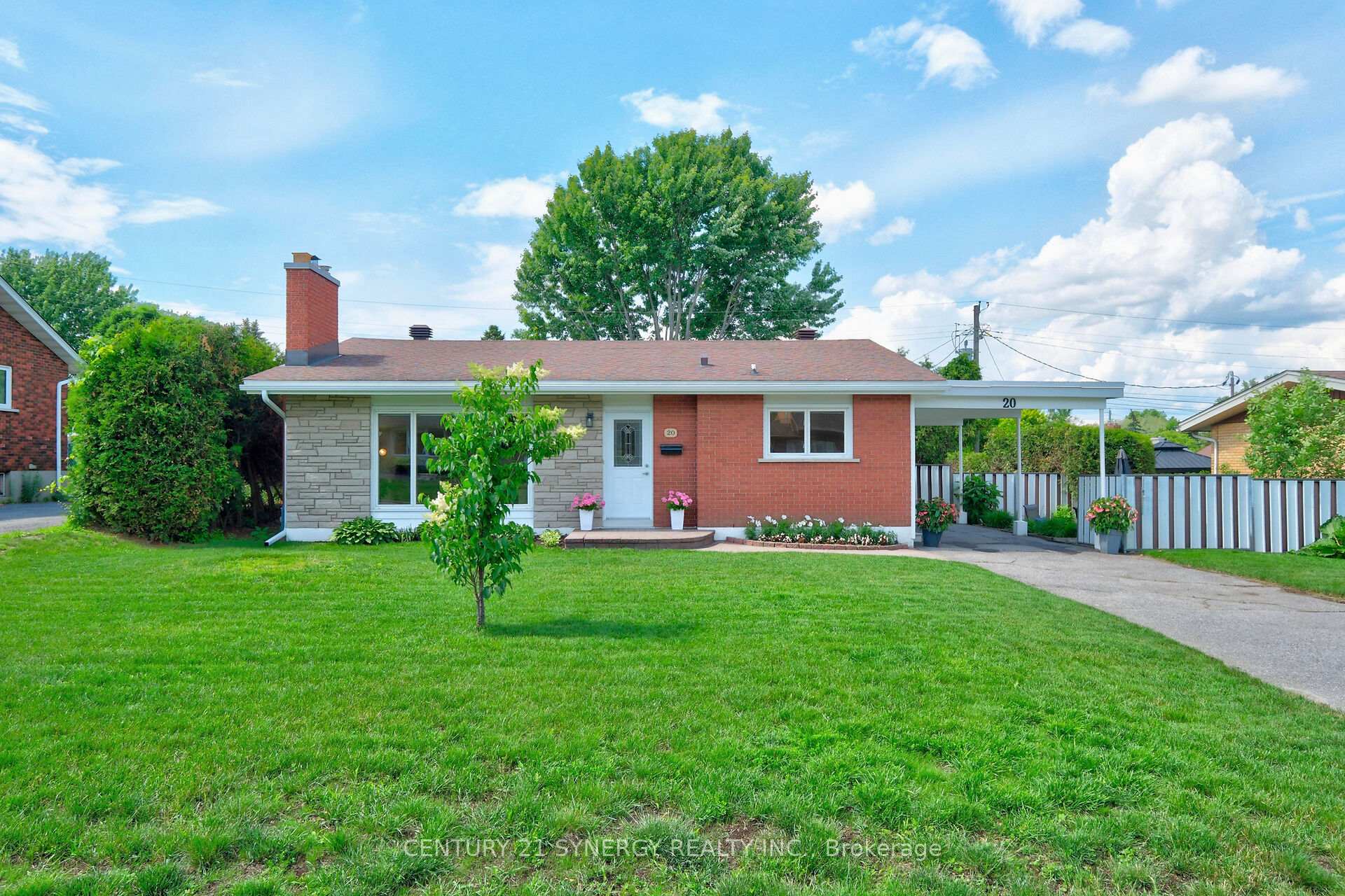 20 Sherry Lane, South of Baseline to Knoxdale, ON K2G 3L6