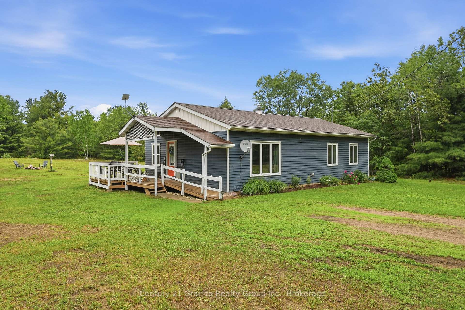 18 Pine Ridge Road, Bancroft, ON K0L 1C0