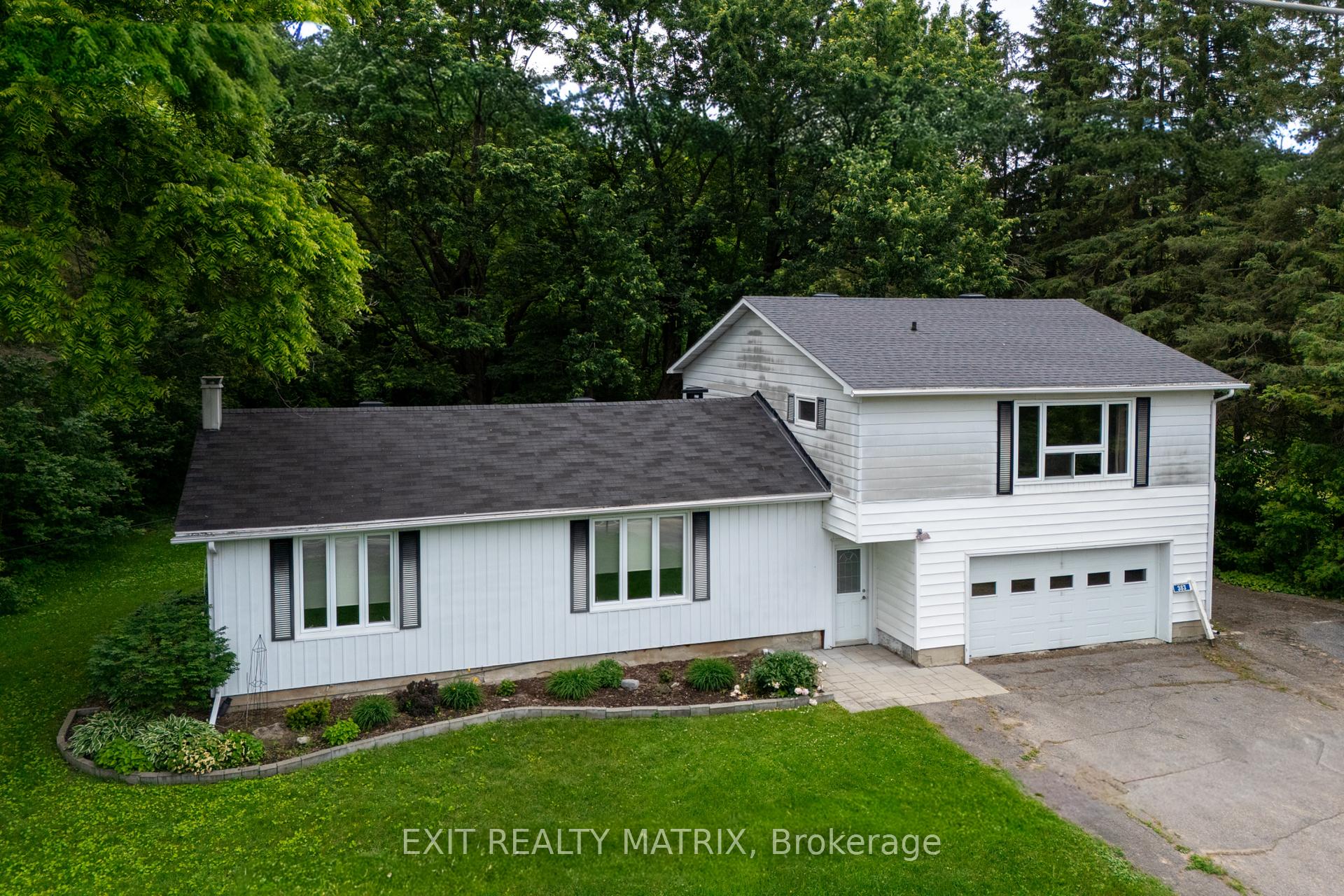 383 Castor Road, Russell, ON K4R 1E5